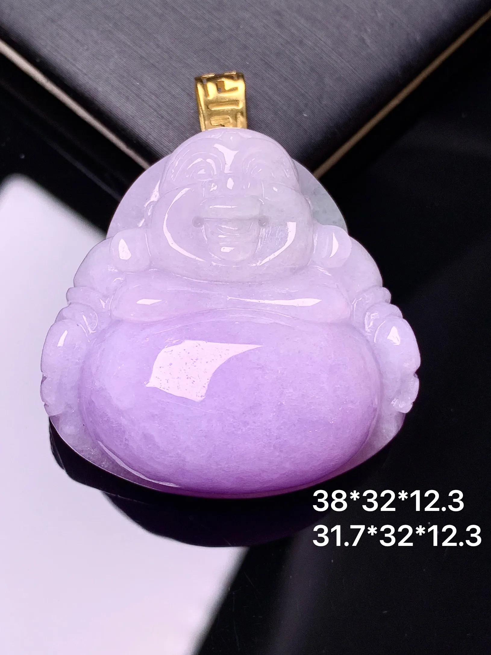 18k金镶嵌紫罗兰佛公吊坠 玉质细腻 色泽清新艳丽 整体尺寸38*32*12.3