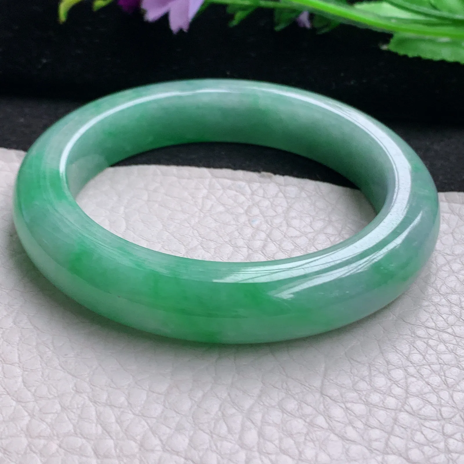 nr实拍57*12.2*10缅甸翡翠a货玉手镯辣绿厚装正圈平安镯宽版玉手环