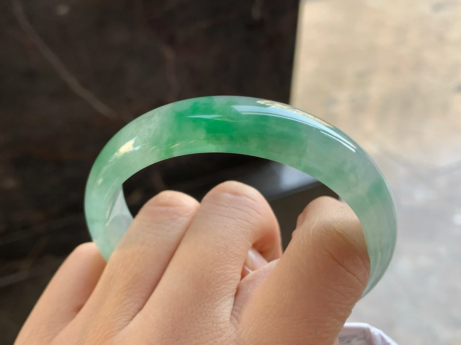 58.5-14.6-6.6

冰飘绿手镯^_^冰透 清新