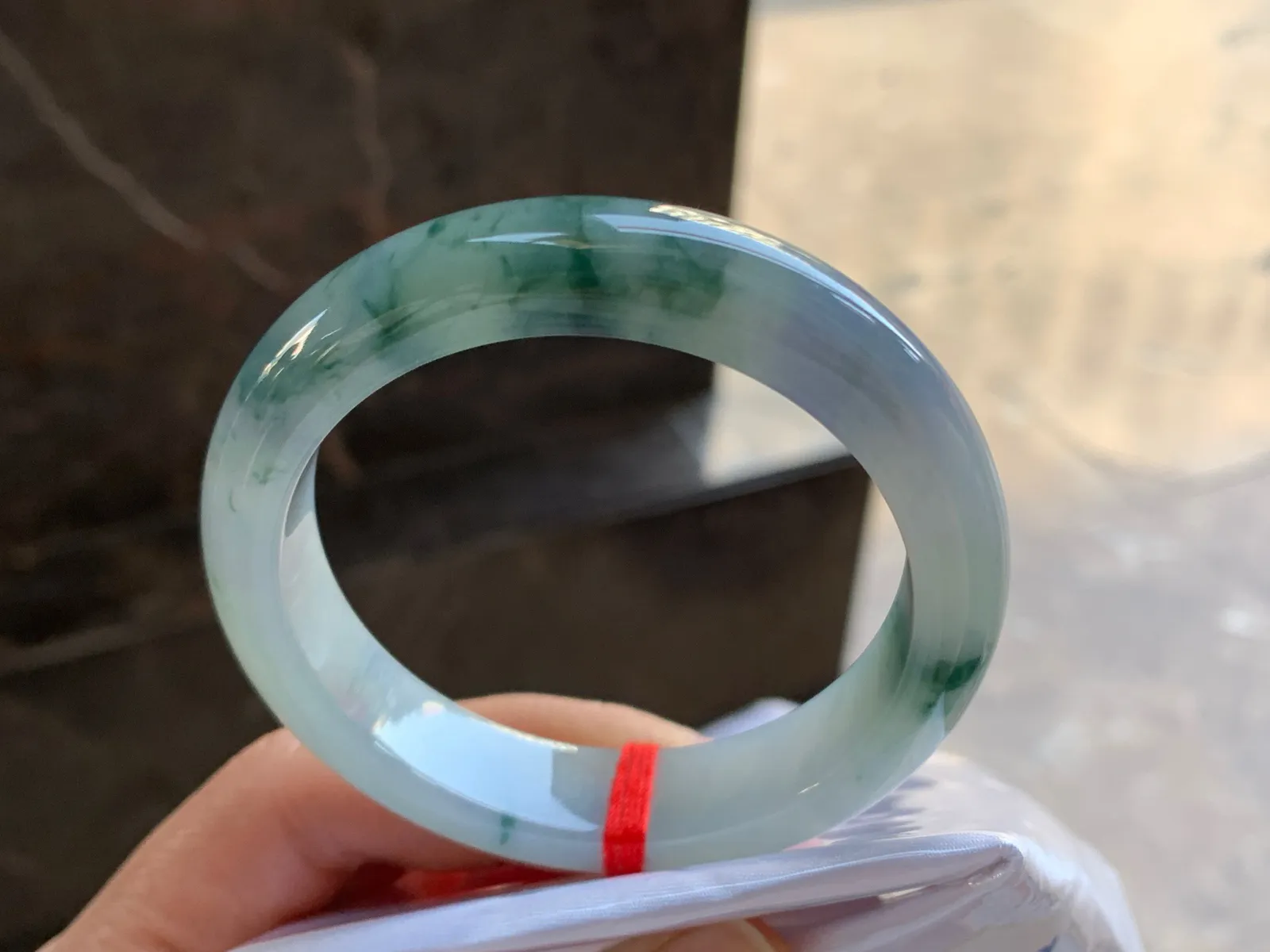 53.5-12.8-8.2

飘花手镯^_^颜色浓郁