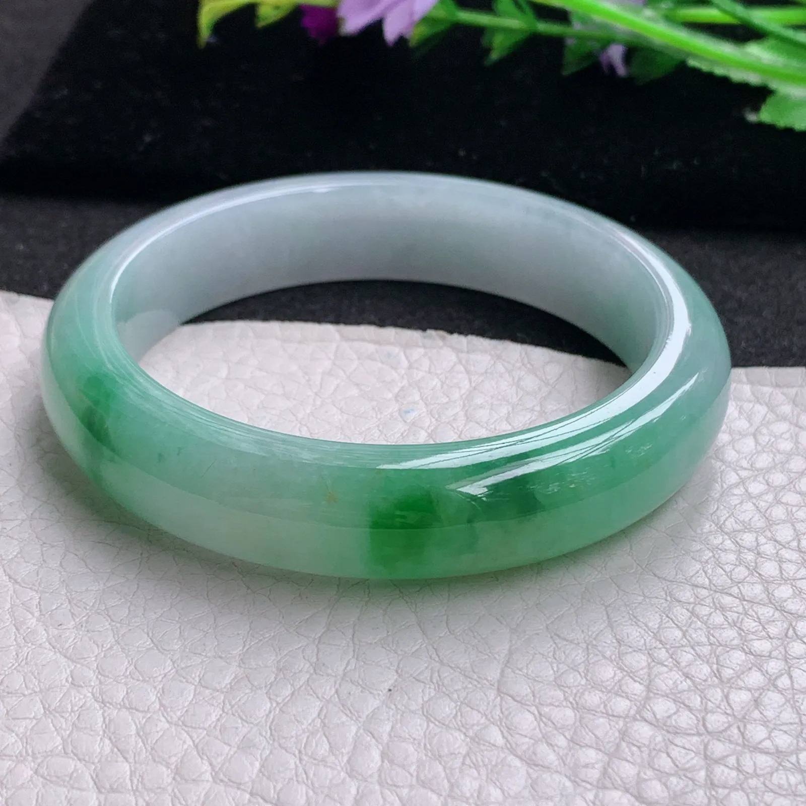 ll实拍56*13*8.3缅甸翡翠手镯飘绿正圈平安镯宽版镯子绿色手镯