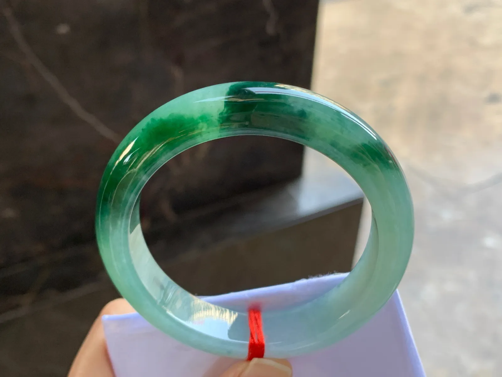 54-12.8-8.7

绿花手镯^_^鲜艳 亮眼