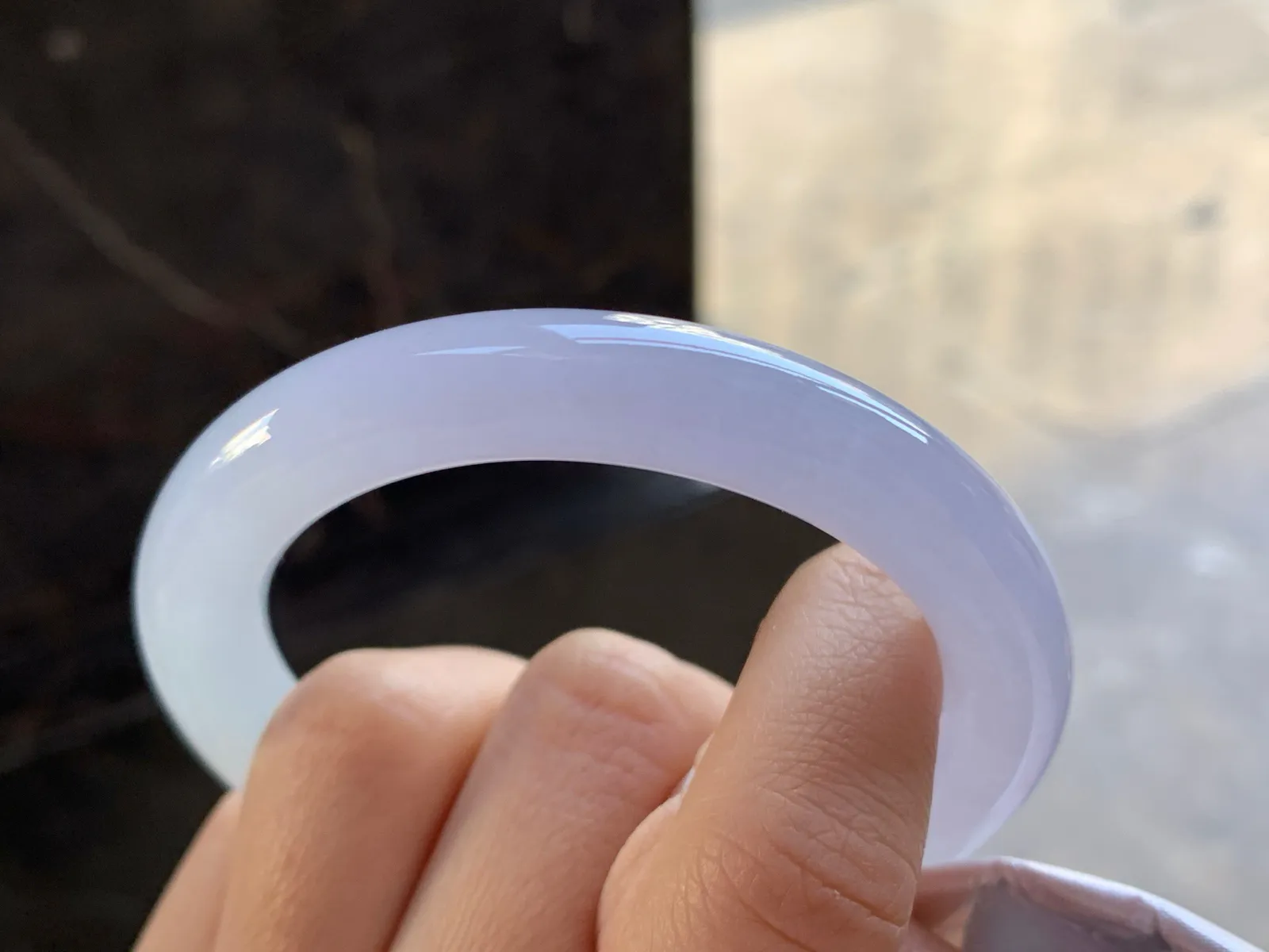 54-10.5

冰紫圆条手镯^_^清透