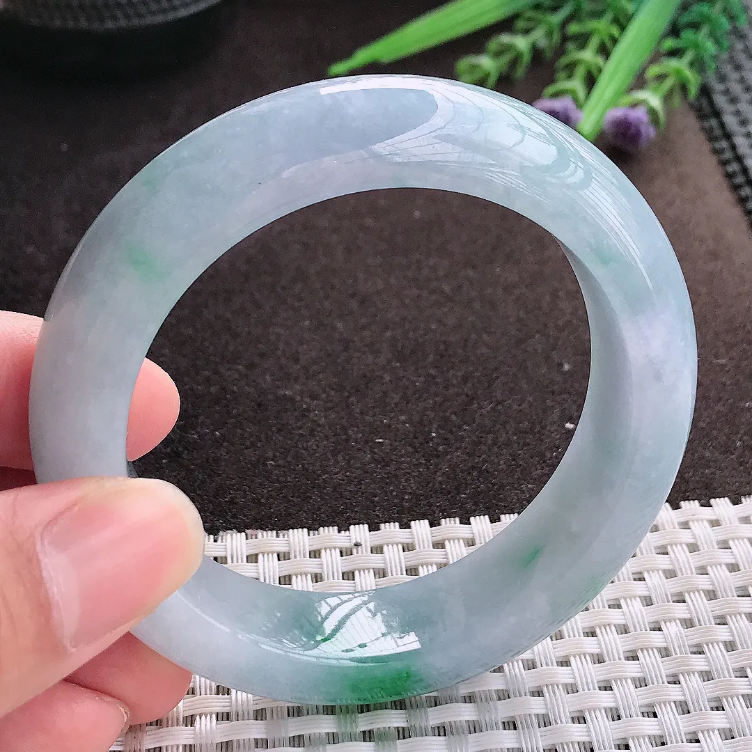 实拍A货翡翠54.5/14.8/9.6老坑冰润水灵春带彩手镯翡翠玉镯子平安镯