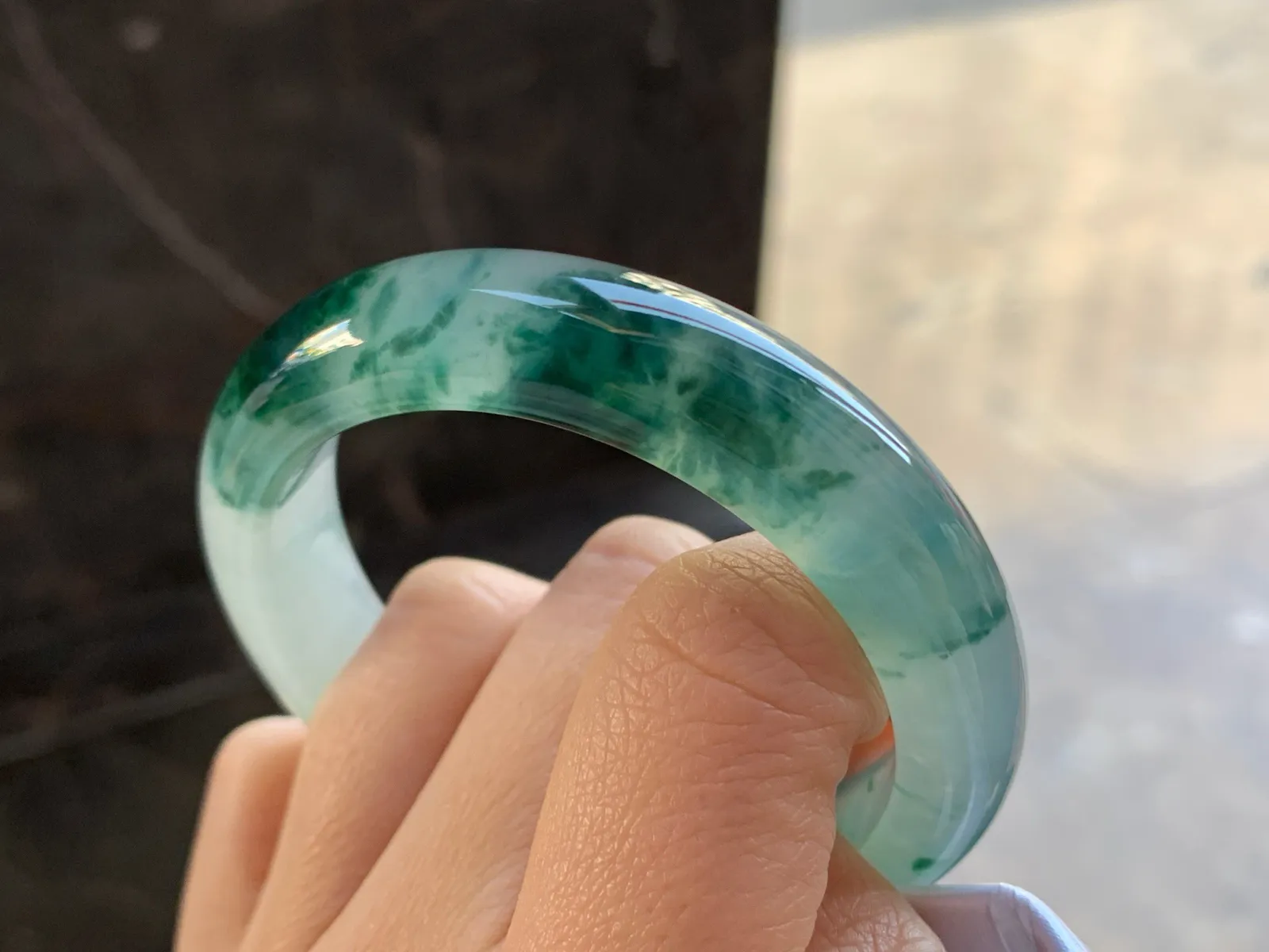 52-12.7-8.5

冰种飘花手镯^_^飘花浓郁