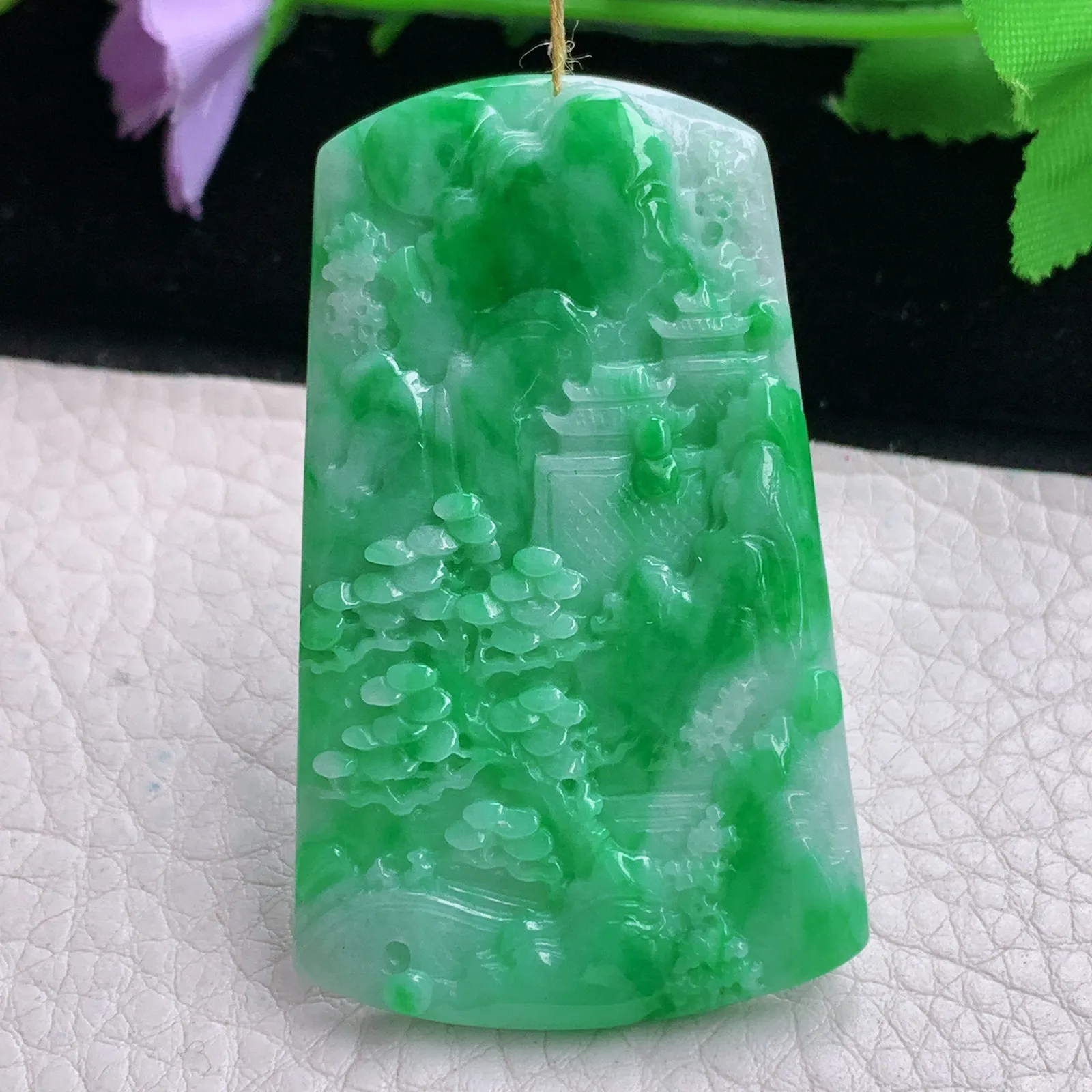 ws实拍55.3*33.5*4.5缅甸翡翠精雕辣绿山水 大好河山玉吊坠 玉挂件