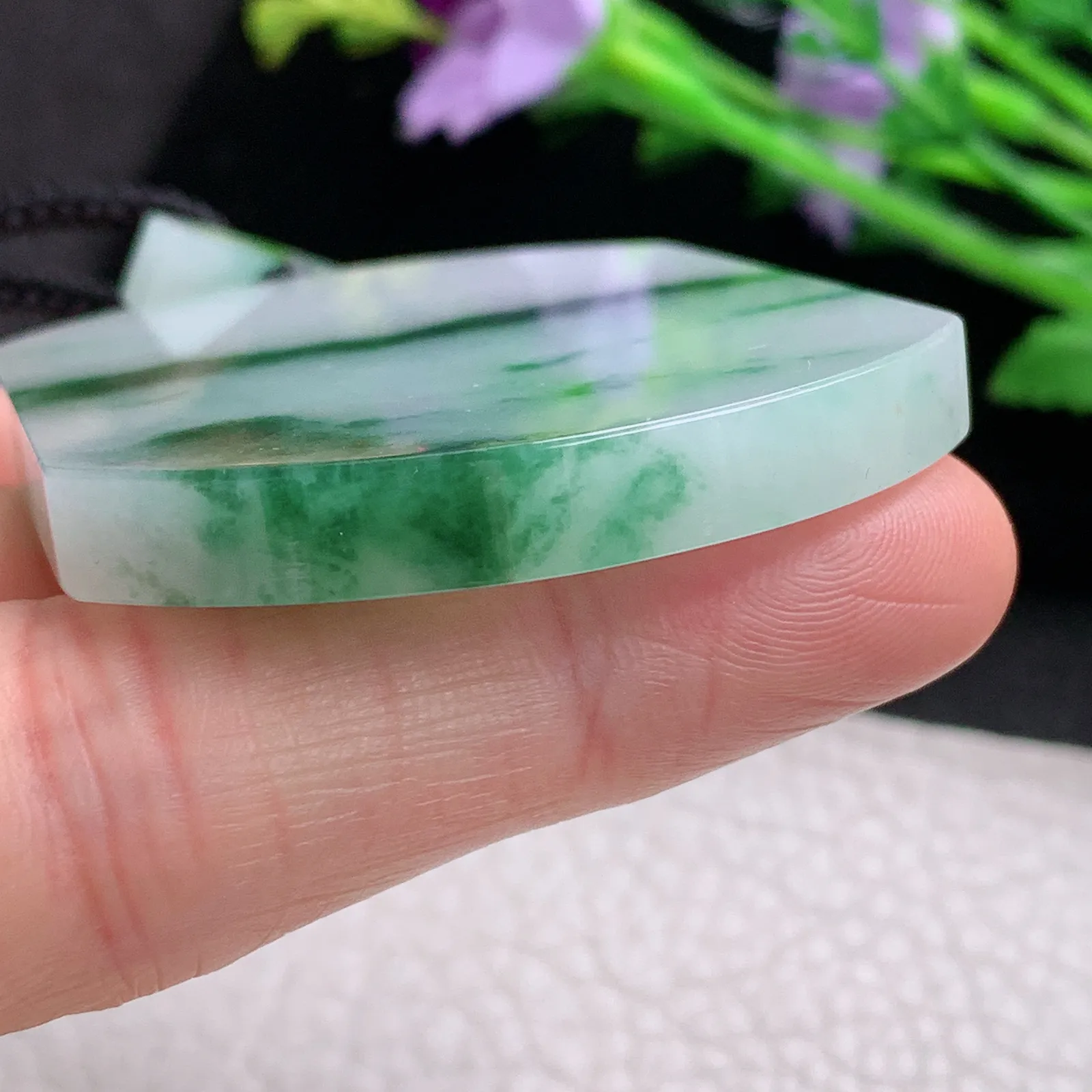 qxm实拍55*44.8*6缅甸翡翠精雕飘花胶感平安无事牌 素面牌玉吊坠 玉挂件