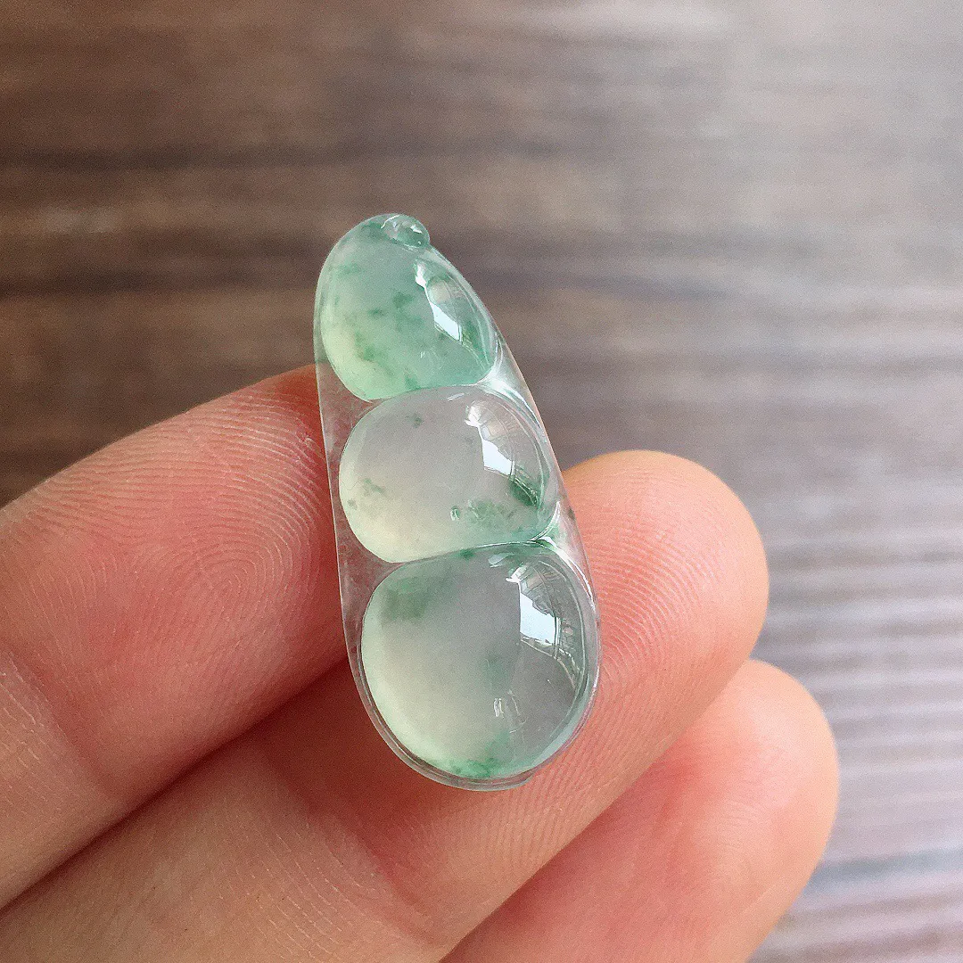 冰飘花福豆，冰润饱满，玉质细腻，种水足，001 尺寸27.2*11.5*4.8