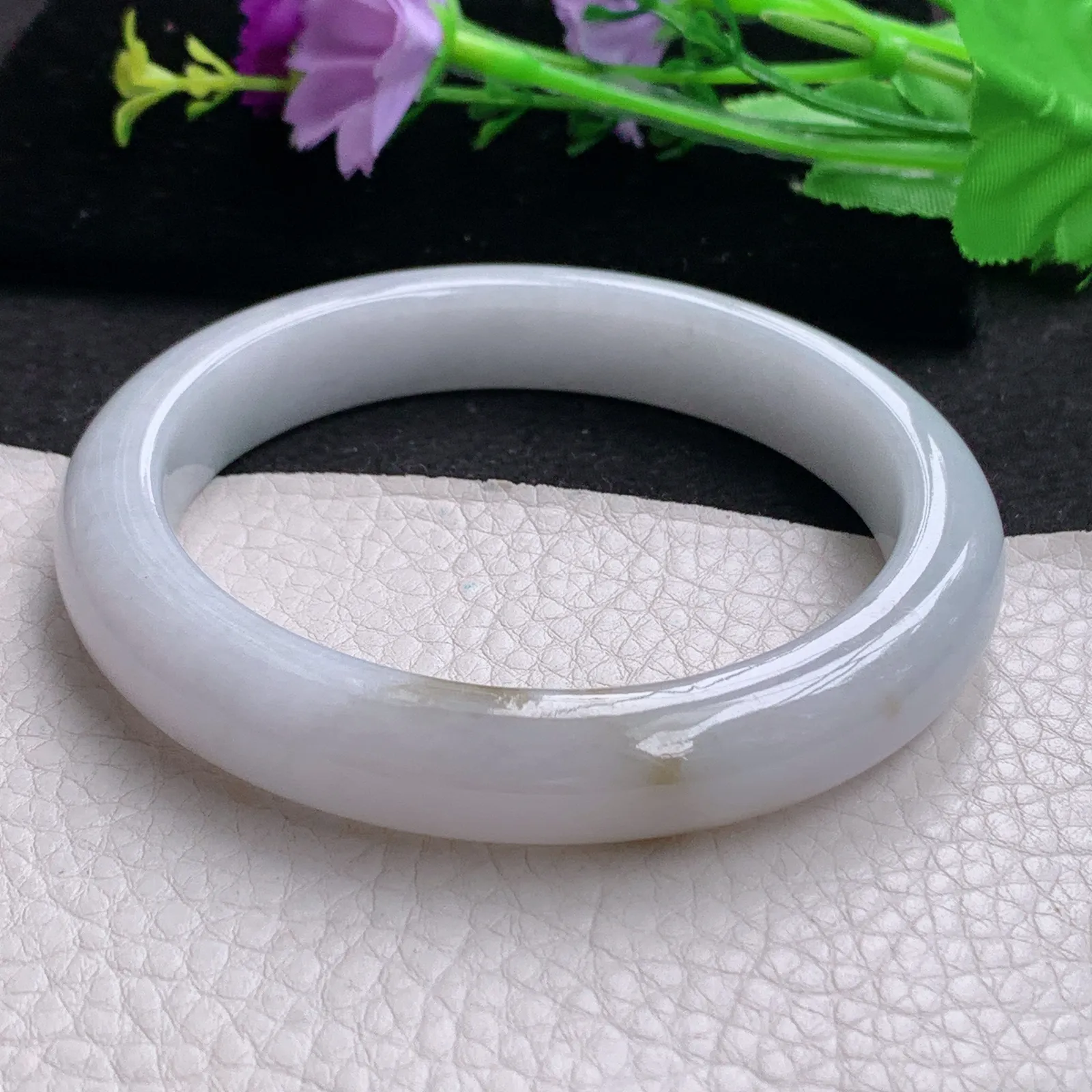 ll大圈口63.8*12.2*9.4 缅甸翡翠a货玉手镯淡雅飘花宽边玉手环