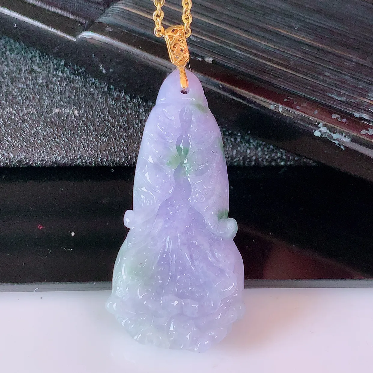 18K金镶嵌紫罗兰飘花翡翠招百财白菜吊坠，百财聚来，财源滚滚，色泽鲜艳，精工水润的白菜，性价比高！#1.25