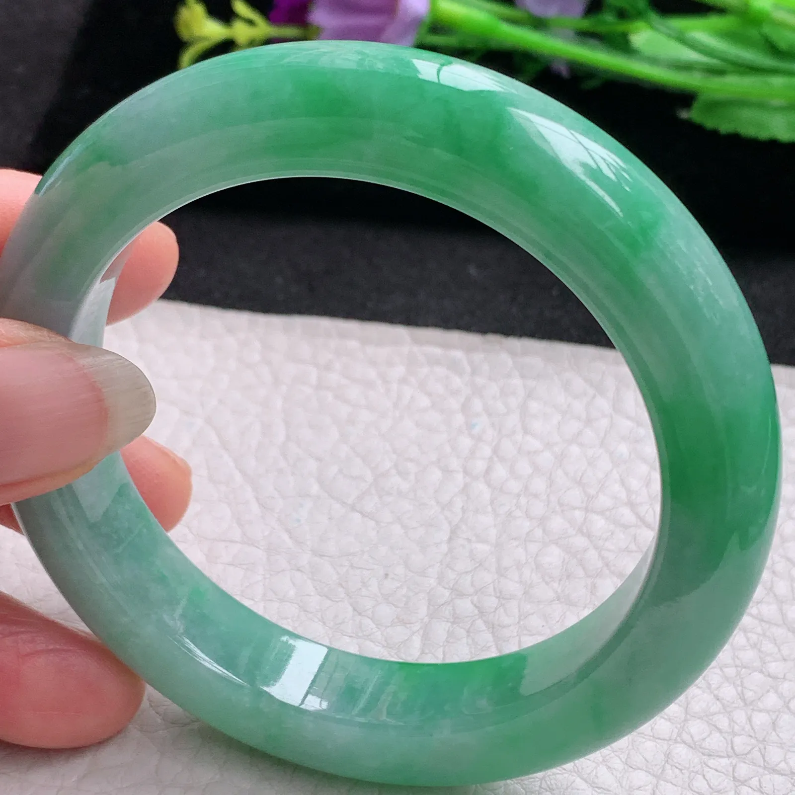 nr实拍57*12.2*10缅甸翡翠a货玉手镯辣绿厚装正圈平安镯宽版玉手环