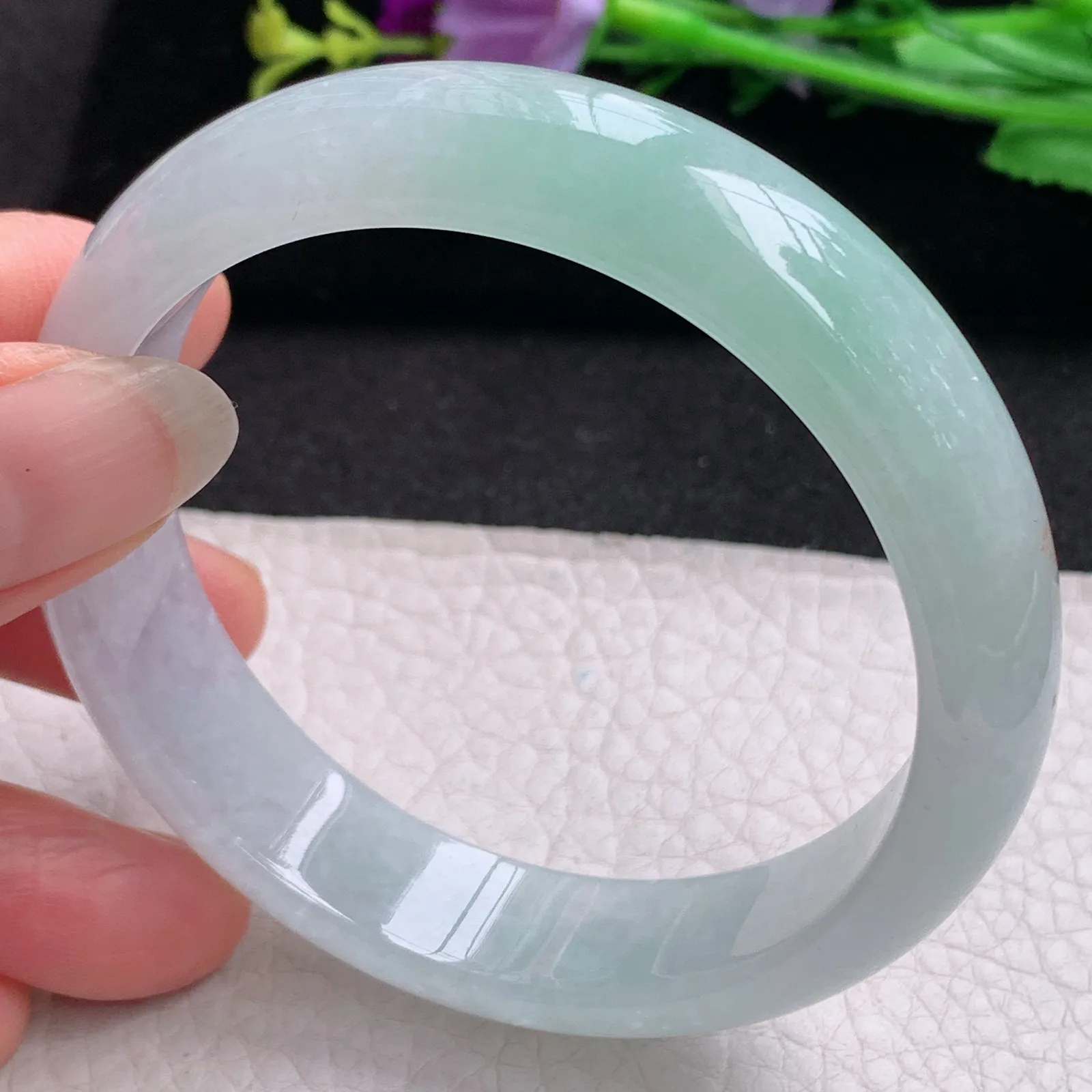 ll实拍58.5*14.6*7.8缅甸翡翠手镯冰透正圈平安镯宽版镯子淡绿手镯