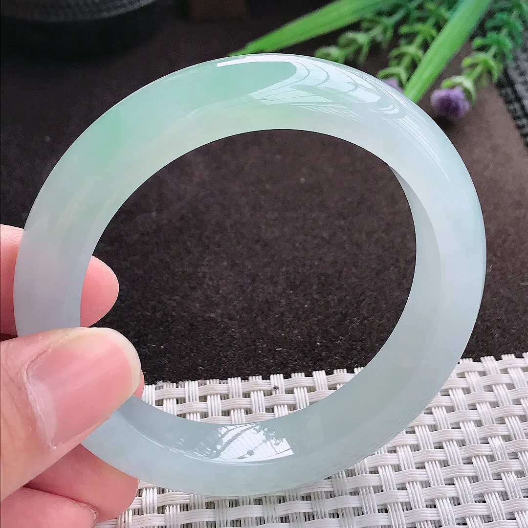 实拍A货翡翠56.5/12.5/9.6老坑冰胶果冻冰晴甜绿色手镯翡翠玉镯子平安镯