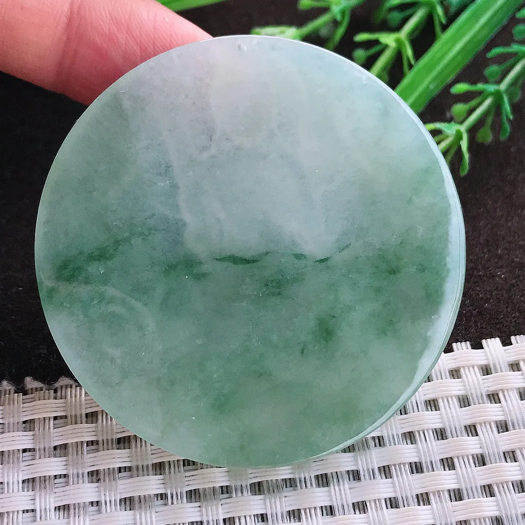 实拍A货翡翠55/5.7老坑冰胶水灵飘花虚空藏菩萨吊坠翡翠玉牌挂件