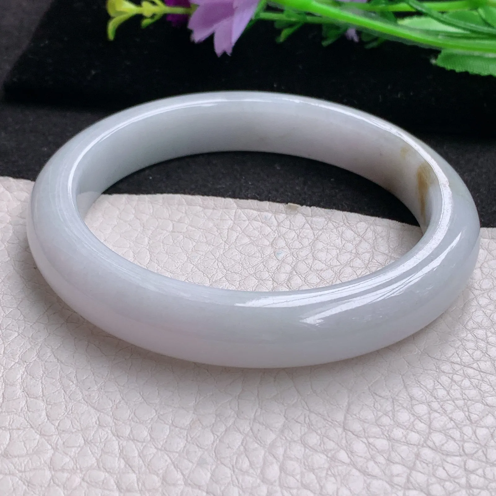 ll大圈口63.8*12.2*9.4 缅甸翡翠a货玉手镯淡雅飘花宽边玉手环