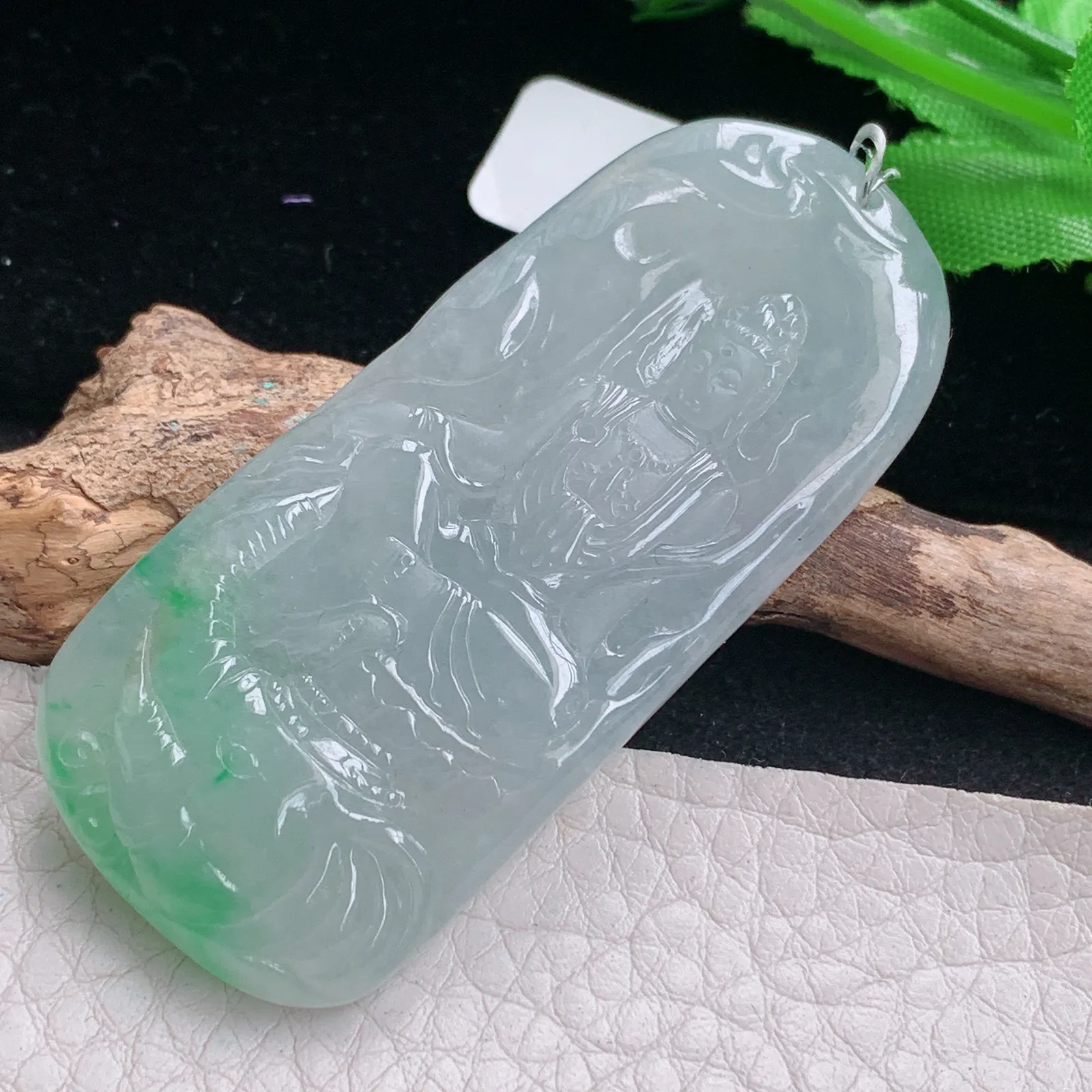 qxm实拍60*26.8*6缅甸翡翠精雕冰飘绿花普贤菩萨 生肖守护神玉吊坠 玉挂件