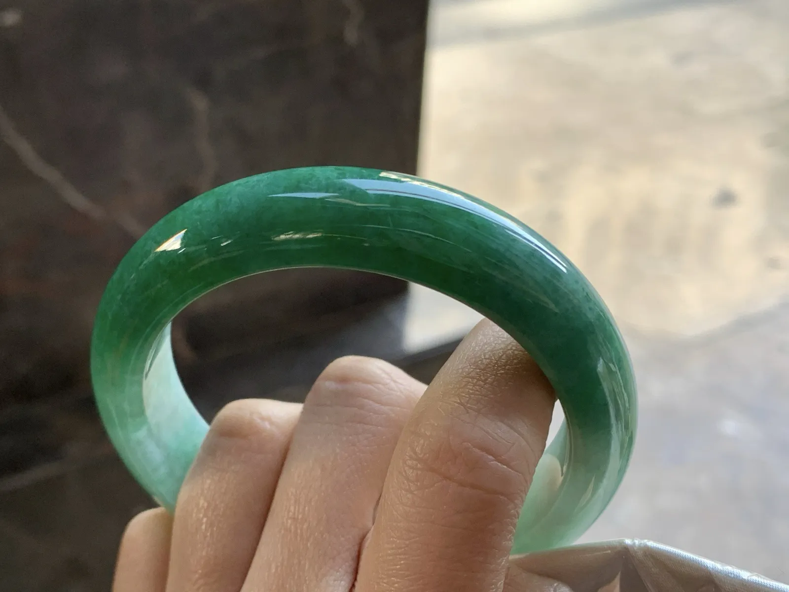 59-14.6-9

辣绿色手镯^_^鲜艳