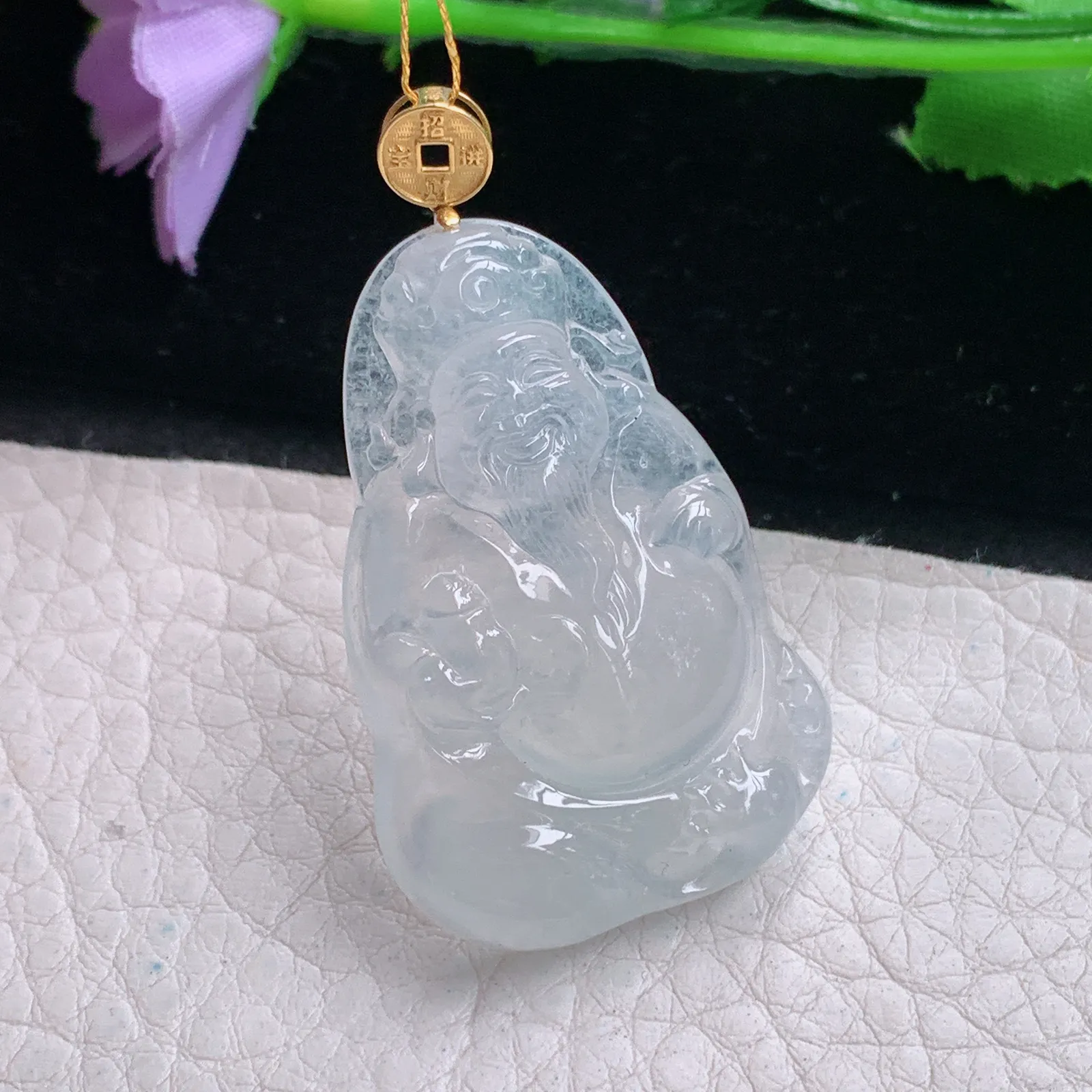 ws实拍40.5*27.3*6缅甸翡翠精雕冰种财神爷 财爷玉吊坠 玉挂件