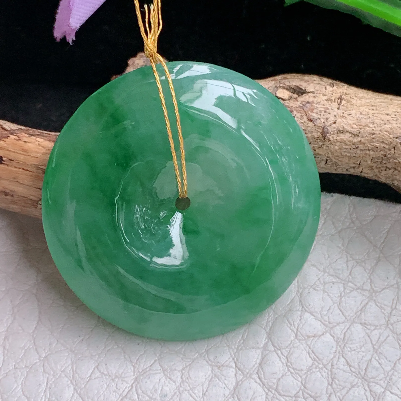 ws实拍31*6.8缅甸翡翠精雕饱满大平安扣 玉扣玉吊坠 玉挂件