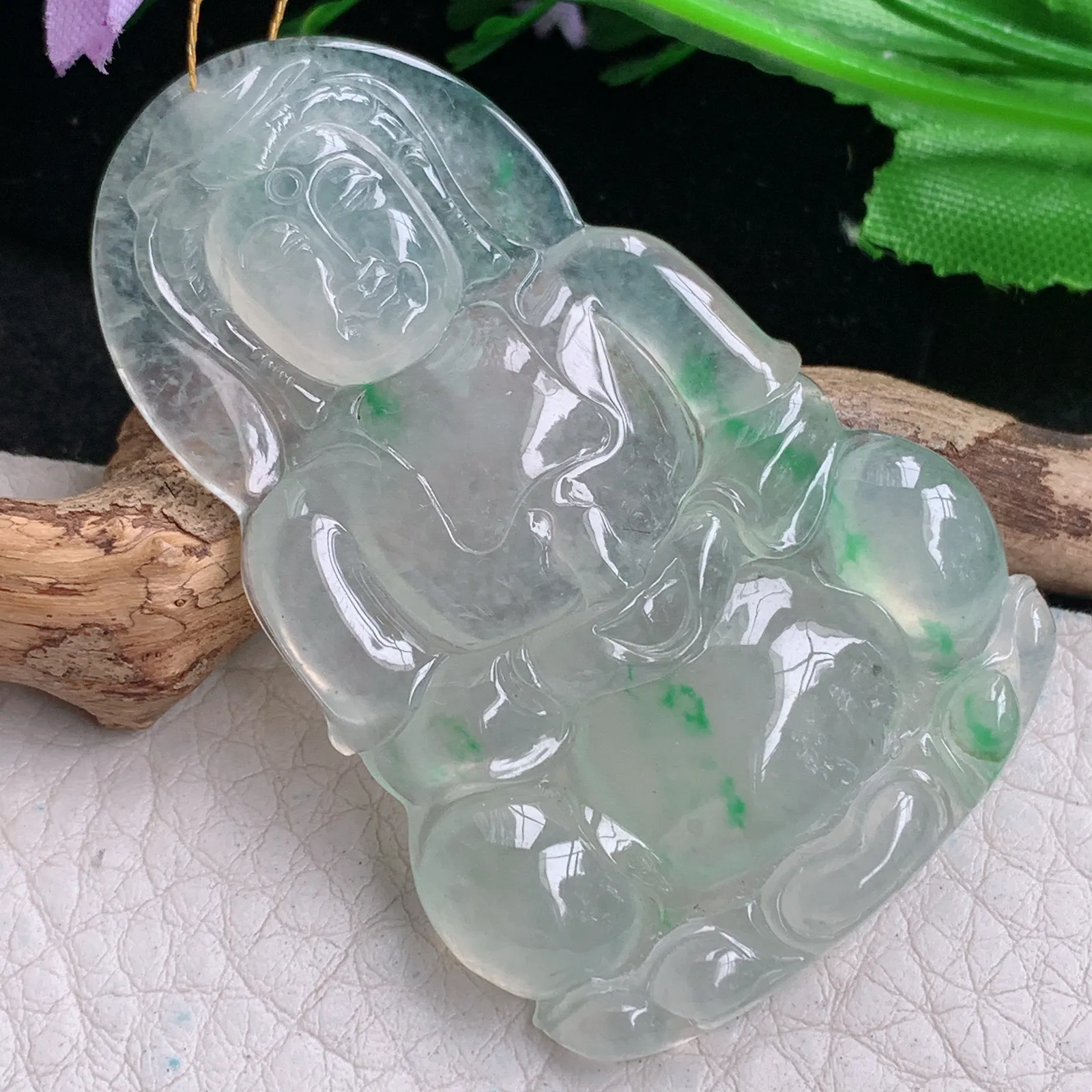 ws实拍58*37.8*5.5缅甸翡翠精雕冰飘绿花净瓶观音 玉观音玉吊坠 玉挂件