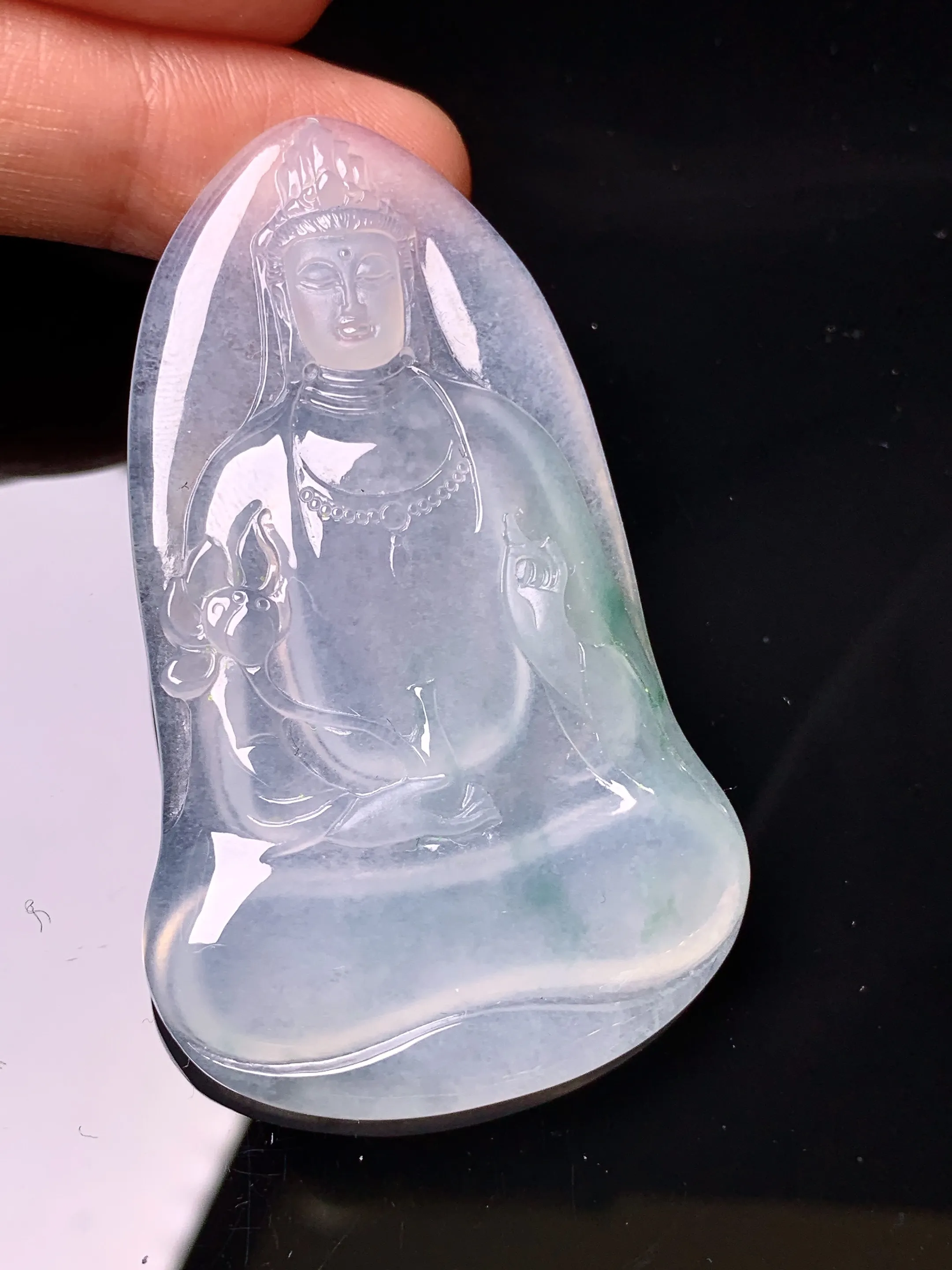 冰种素衣观音菩萨吊坠 玉质细腻 色泽清新艳丽 整体尺寸59.5*36.2*4.8