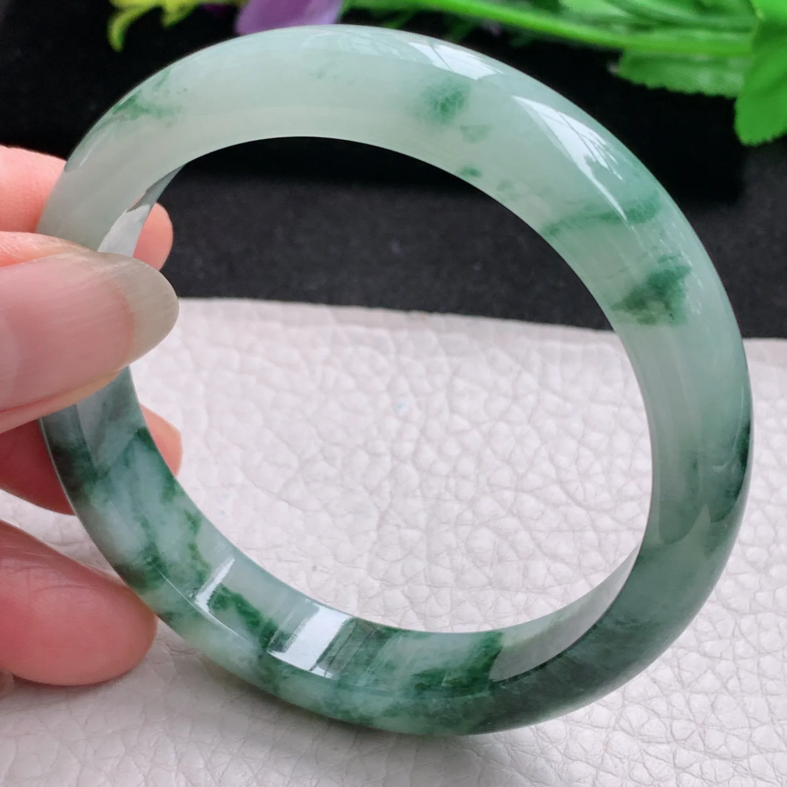 ll实拍56.5*11.4*8缅甸翡翠a货玉手镯冰飘花正圈平安镯宽版玉手环