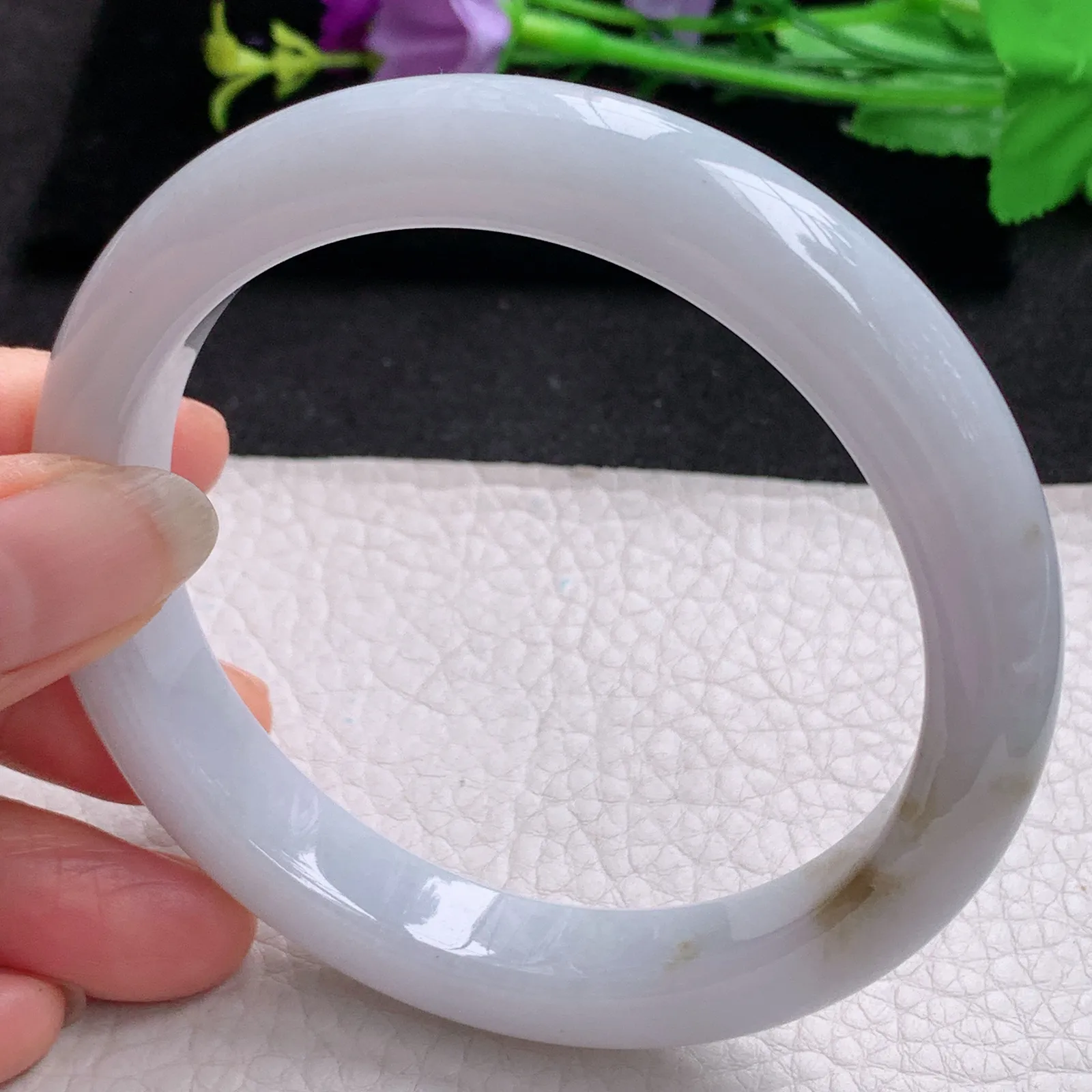 ll大圈口63.8*12.2*9.4 缅甸翡翠a货玉手镯淡雅飘花宽边玉手环