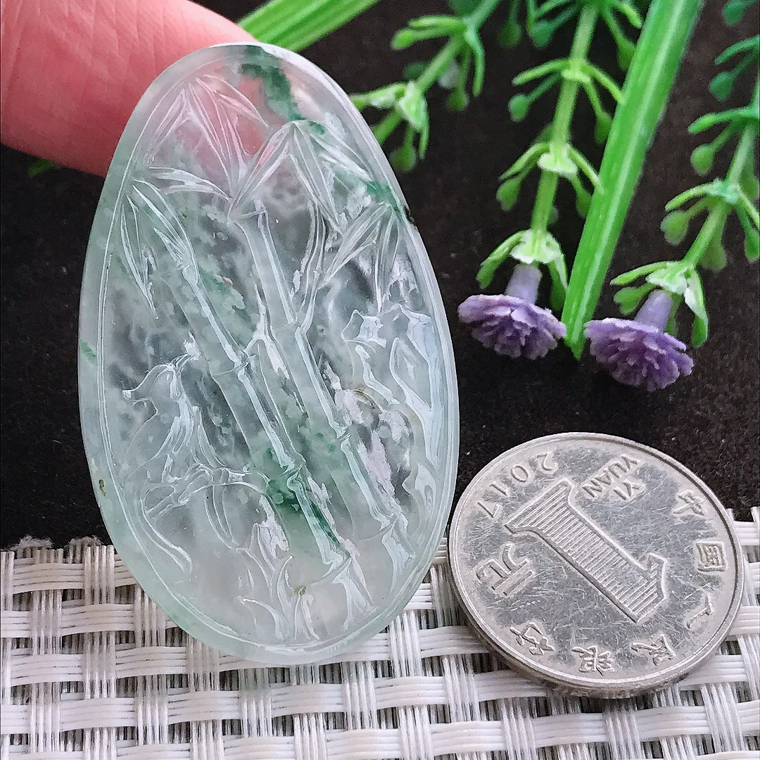 实拍A货翡翠50.5/30.9/4.5老坑玻璃种冰透飘花竹节吊坠翡翠玉牌挂件喜上眉梢