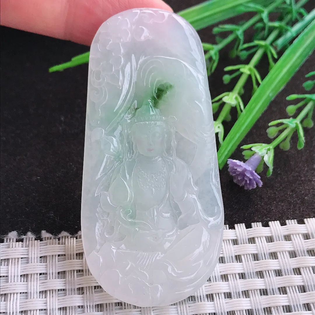 实拍A货翡翠66.6/32.3/5老坑冰胶果冻飘绿普贤菩萨吊坠翡翠玉牌挂件