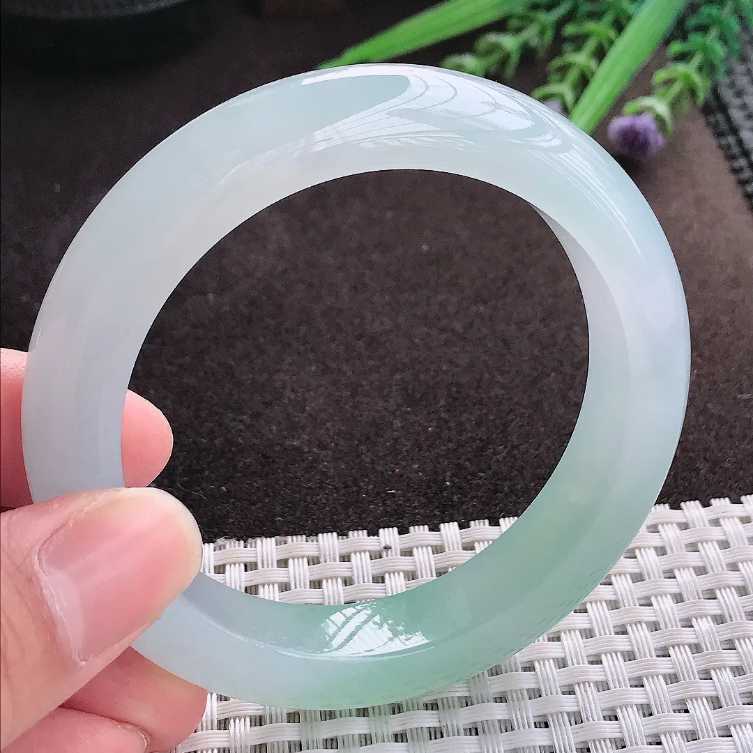 实拍A货翡翠56.5/12.5/9.6老坑冰胶果冻冰晴甜绿色手镯翡翠玉镯子平安镯