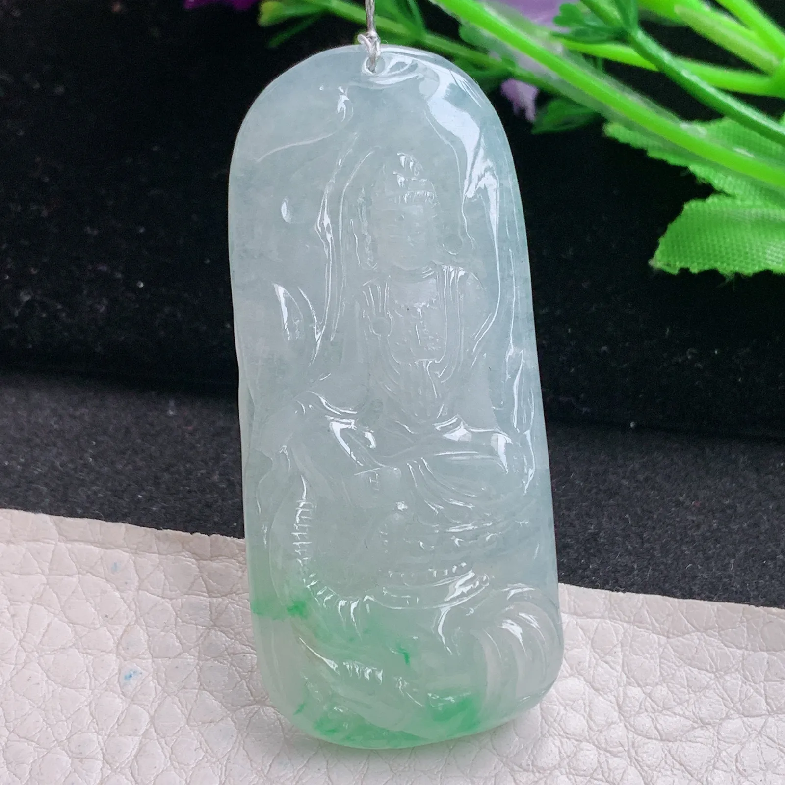 qxm实拍60*26.8*6缅甸翡翠精雕冰飘绿花普贤菩萨 生肖守护神玉吊坠 玉挂件