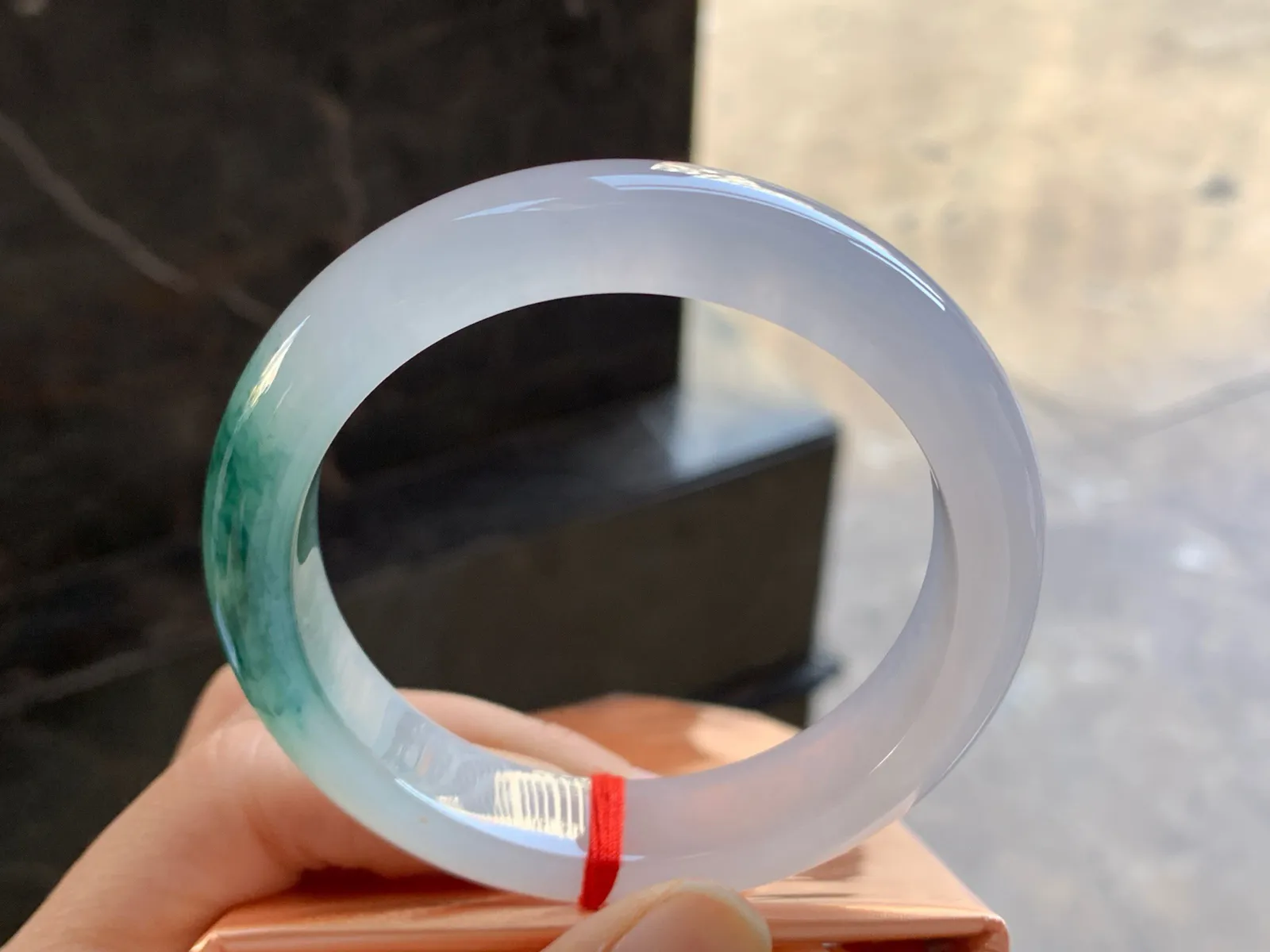 57-13-9

冰蓝花手镯^_^飘花灵韵