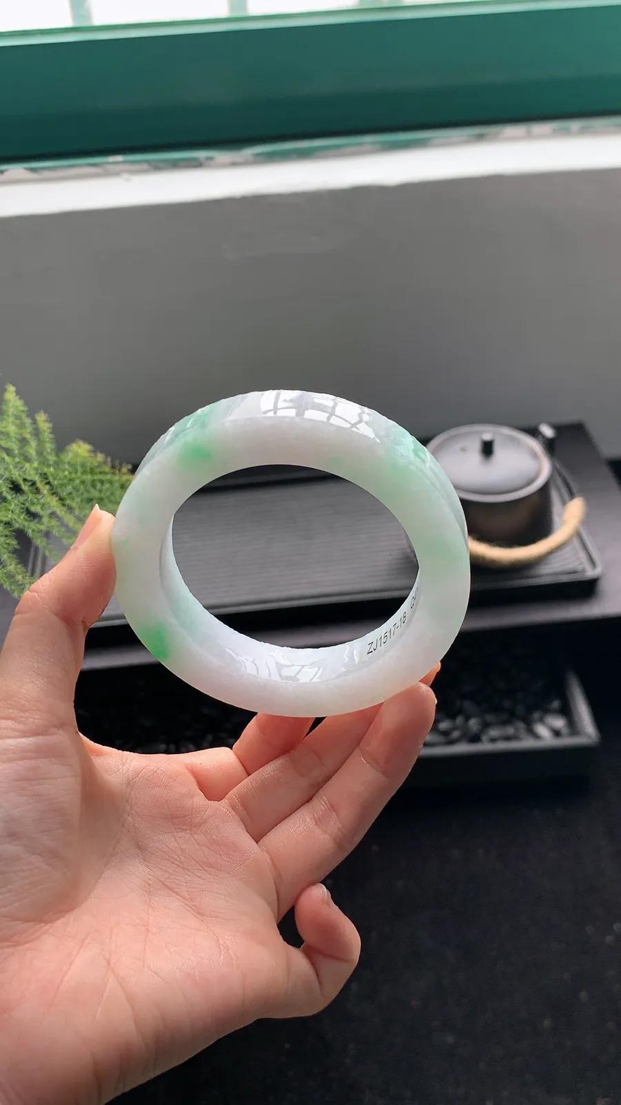 【白底青镯胚】