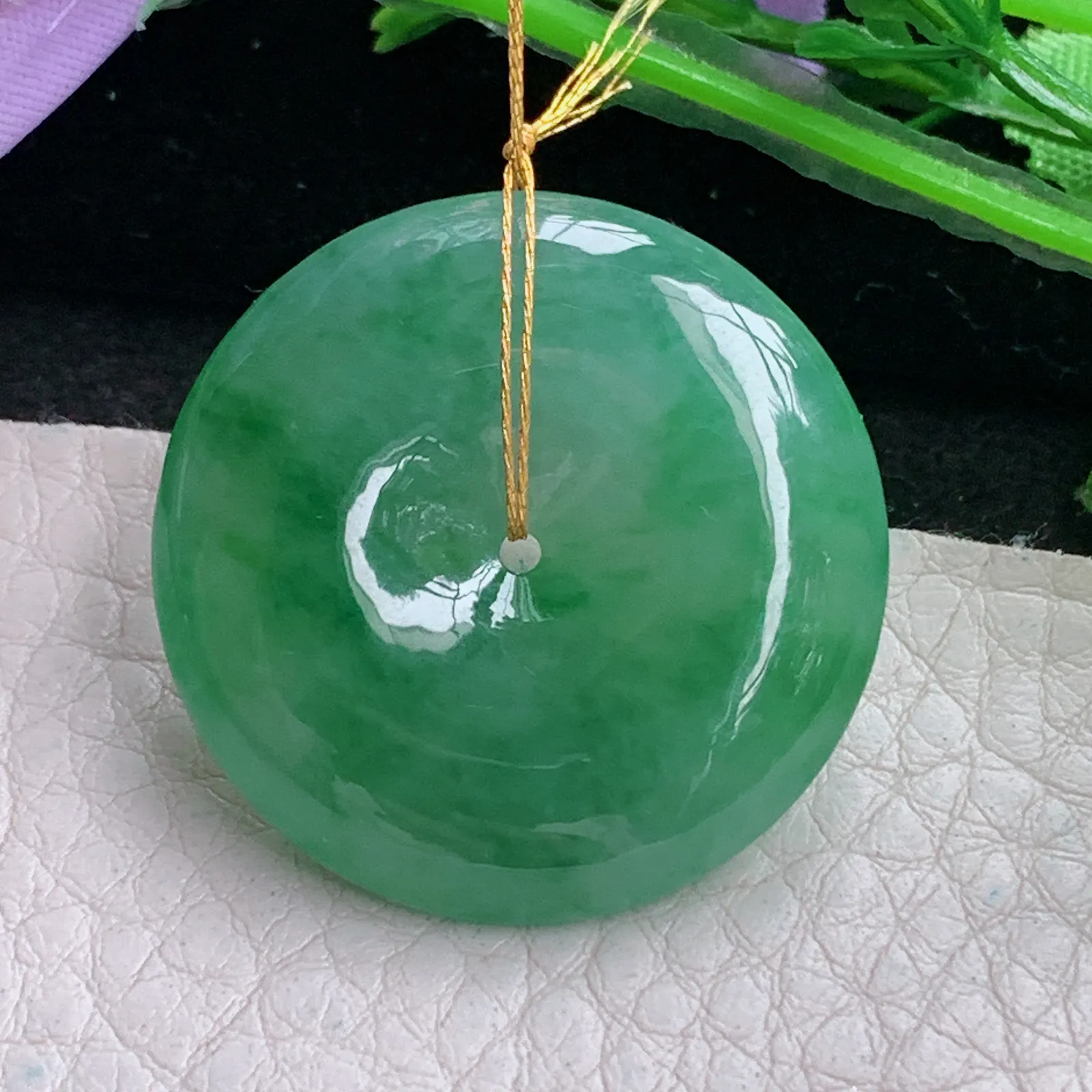 ws实拍31*6.8缅甸翡翠精雕饱满大平安扣 玉扣玉吊坠 玉挂件