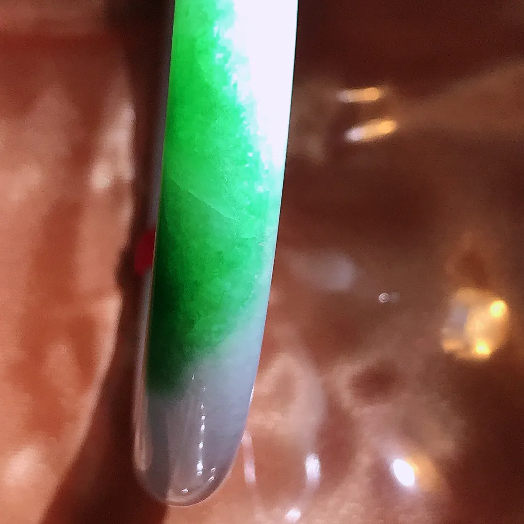 实拍A货翡翠53.5/9.5老坑精美温润飘阳绿圆条手镯翡翠玉镯子平安镯