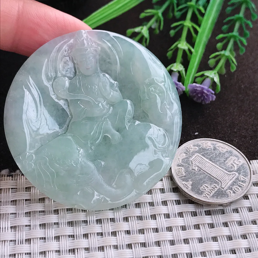 实拍A货翡翠54/4.5老坑冰胶水灵冰晴普贤菩萨吊坠翡翠圆牌挂件