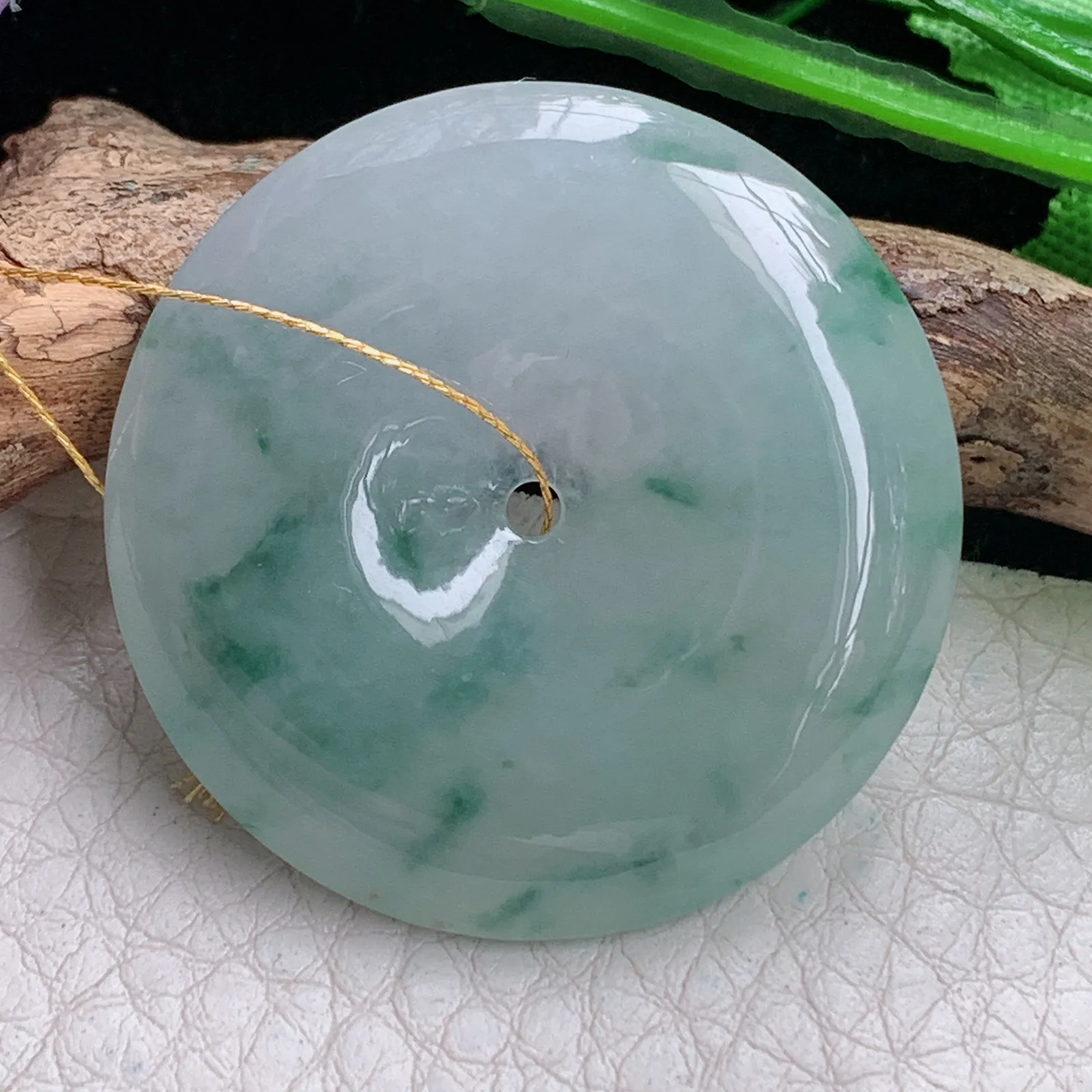 ws实拍35*5.8缅甸翡翠精雕冰飘花大平安扣 玉扣玉吊坠 玉挂件