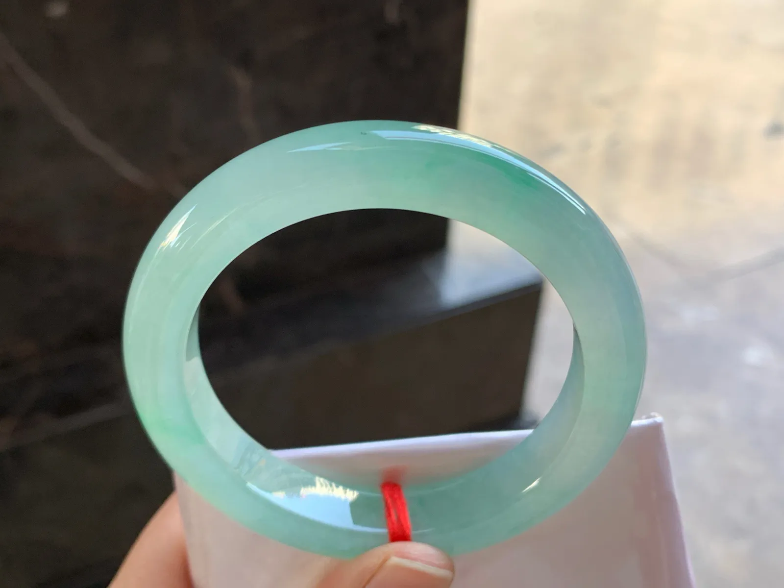 55.5-12-10

晴绿手镯^_^清新