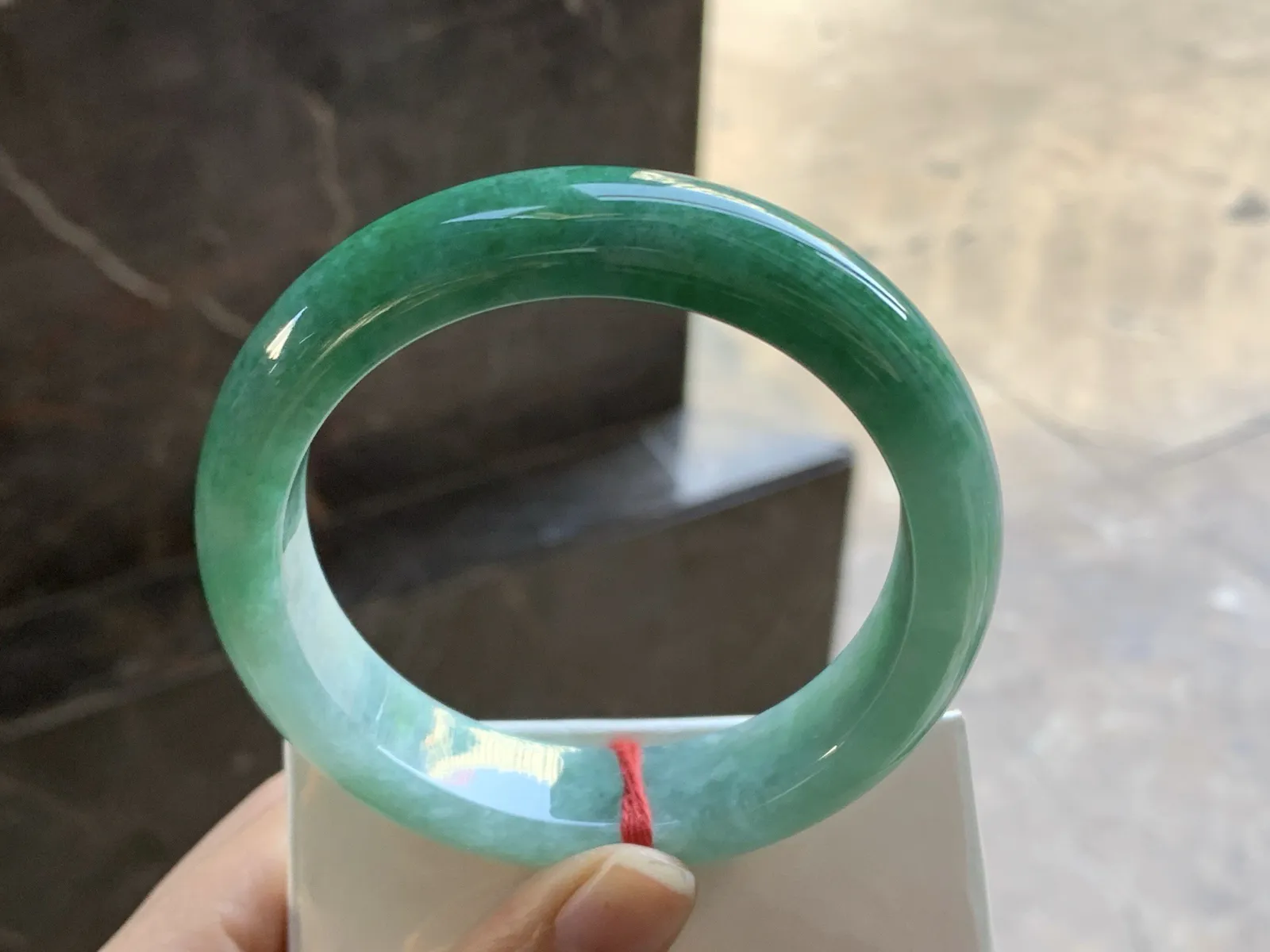 59-14.6-9

辣绿色手镯^_^鲜艳