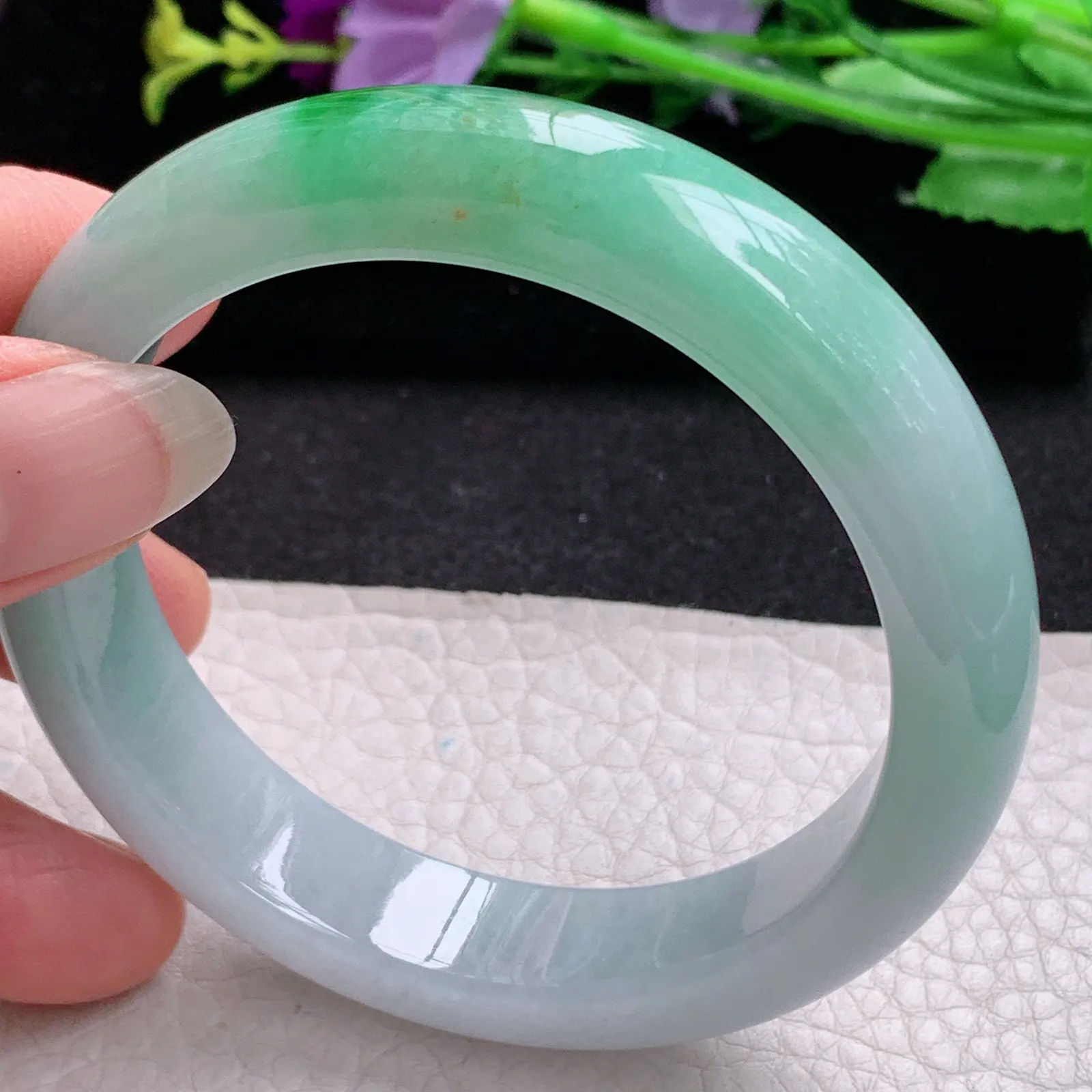 ll实拍56*13*8.3缅甸翡翠手镯飘绿正圈平安镯宽版镯子绿色手镯