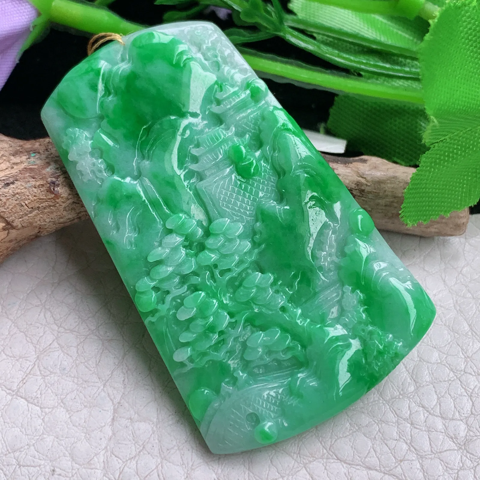 ws实拍55.3*33.5*4.5缅甸翡翠精雕辣绿山水 大好河山玉吊坠 玉挂件