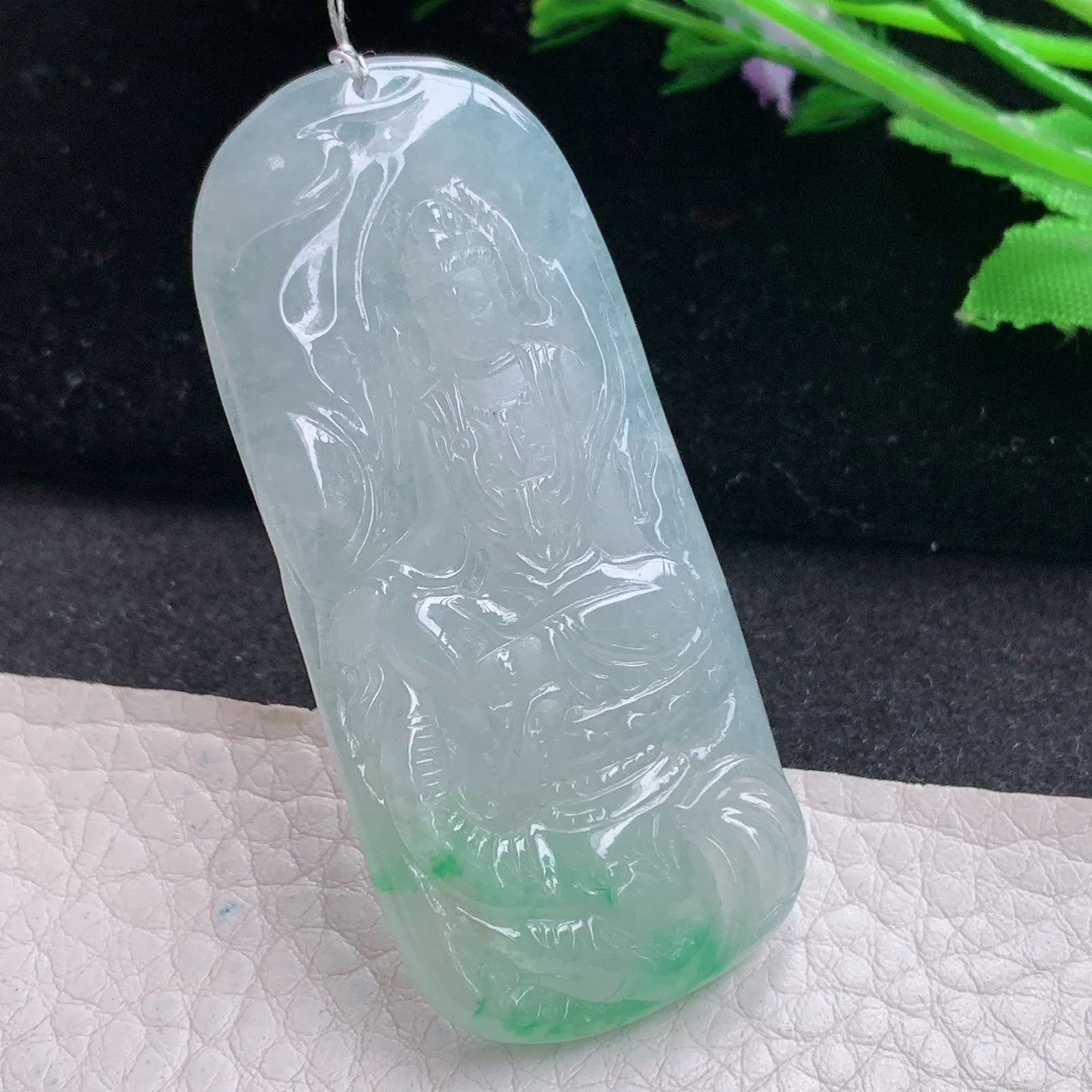 qxm实拍60*26.8*6缅甸翡翠精雕冰飘绿花普贤菩萨 生肖守护神玉吊坠 玉挂件