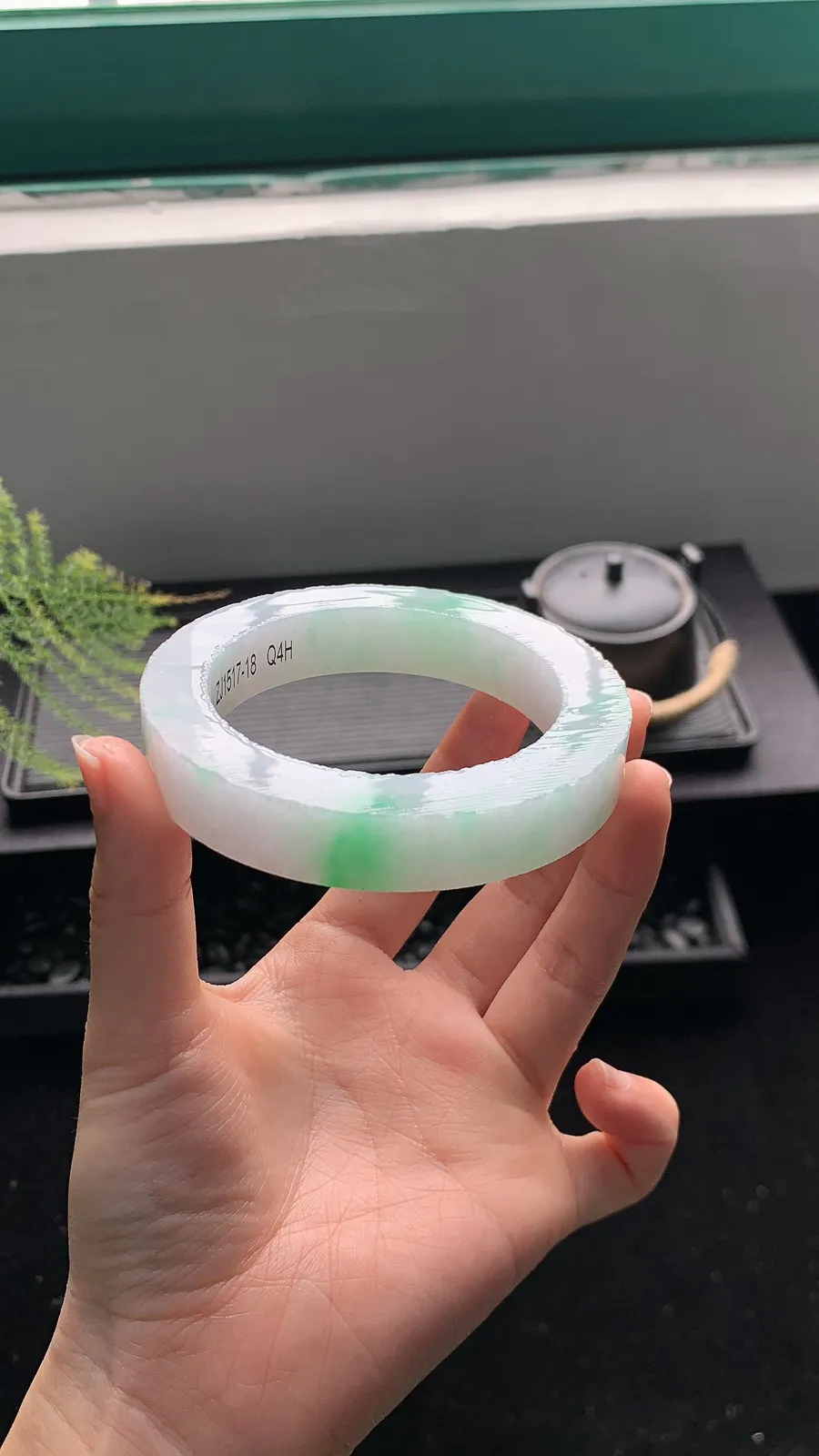 【白底青镯胚】