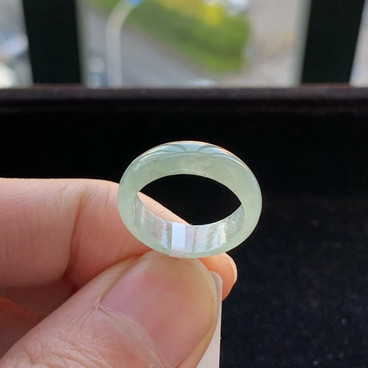 A货天然翡翠冰糯种底色戒指11号重量2.28
2月1日