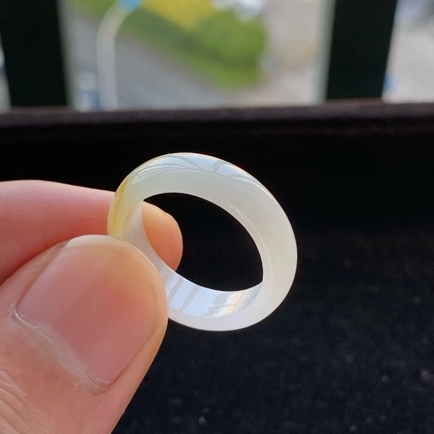 A货天然翡翠冰糯种黄翡戒指17号重量3.35
2月1日