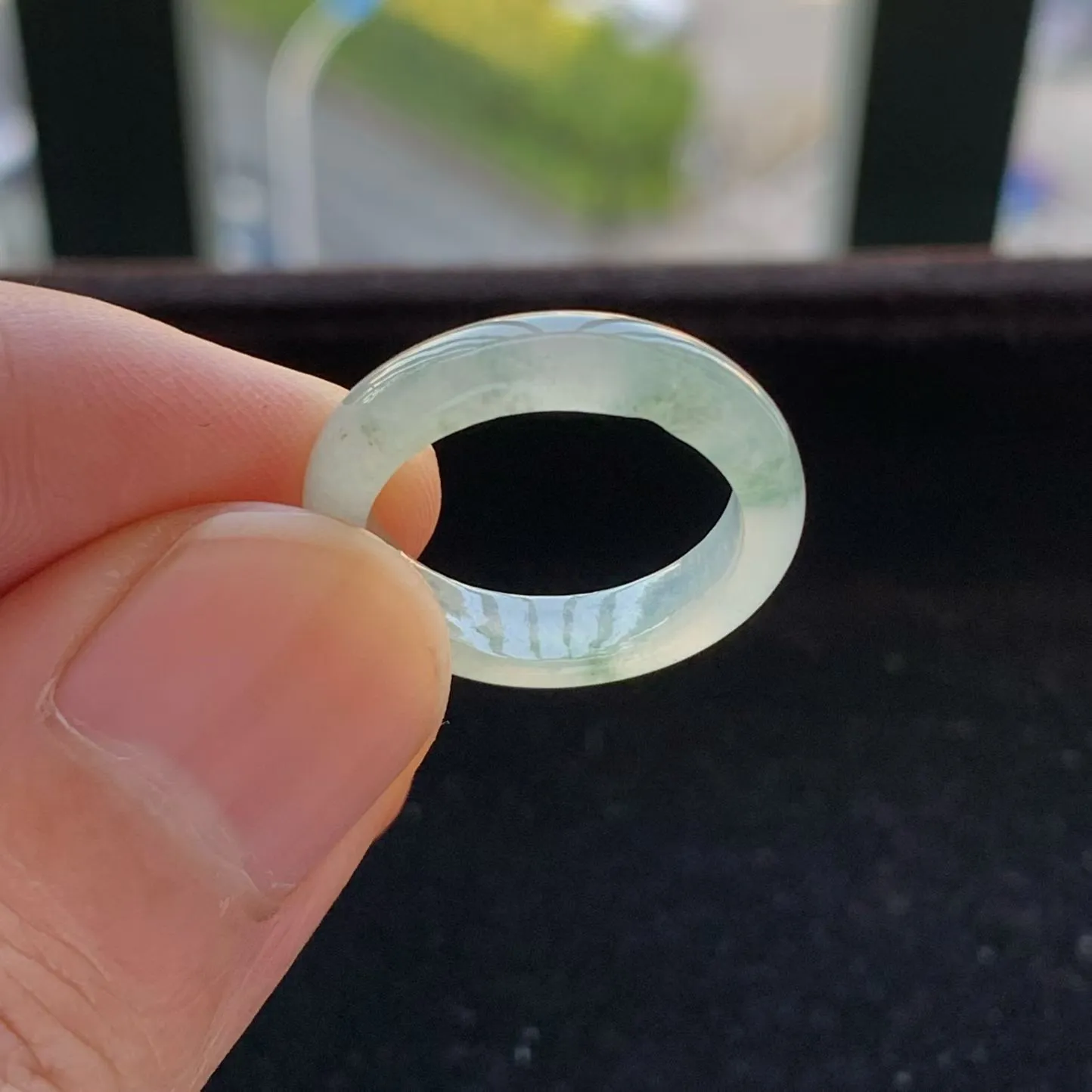 A货天然翡翠冰糯种飘花戒指14号重量2.49
2月1日