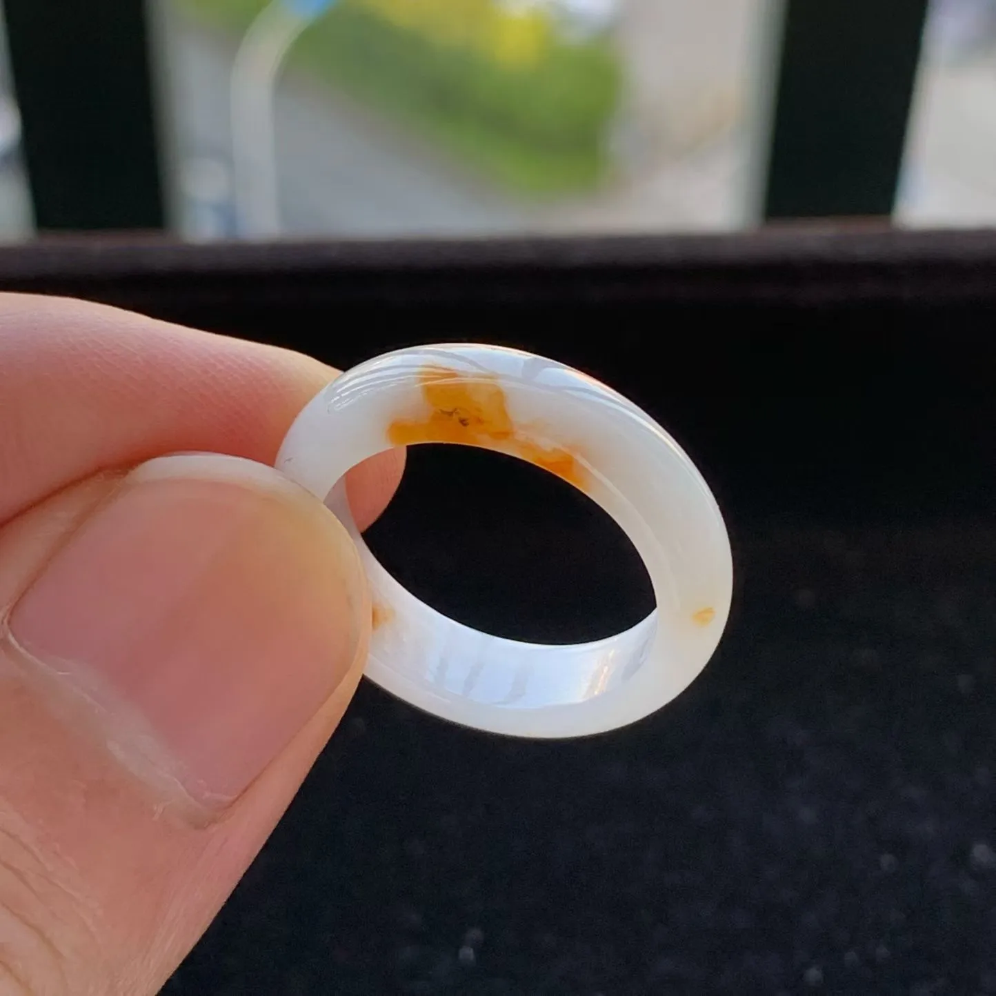 A货天然翡翠冰糯种洒金戒指17号重量3.60
2月1日