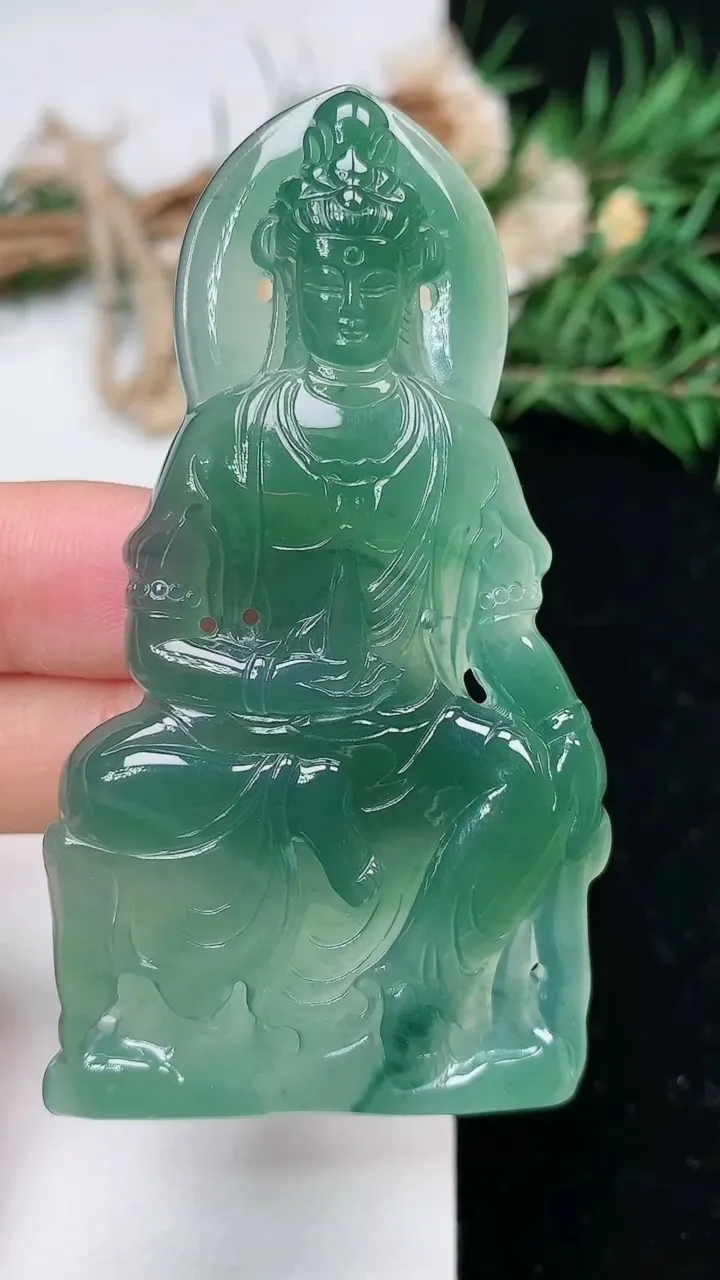 天然A货翡翠蓝水观音菩萨吊坠，尺寸69-36.5-6.2，重量:28.67g
2月2日