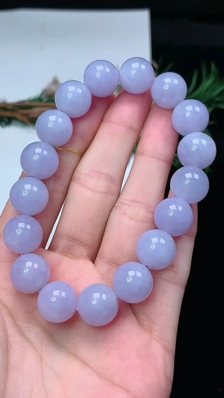 天然A货翡翠紫罗兰圆珠手串，尺寸11.9-17颗，重量:50.25g2月2日
工厂直销收藏佳品,种好