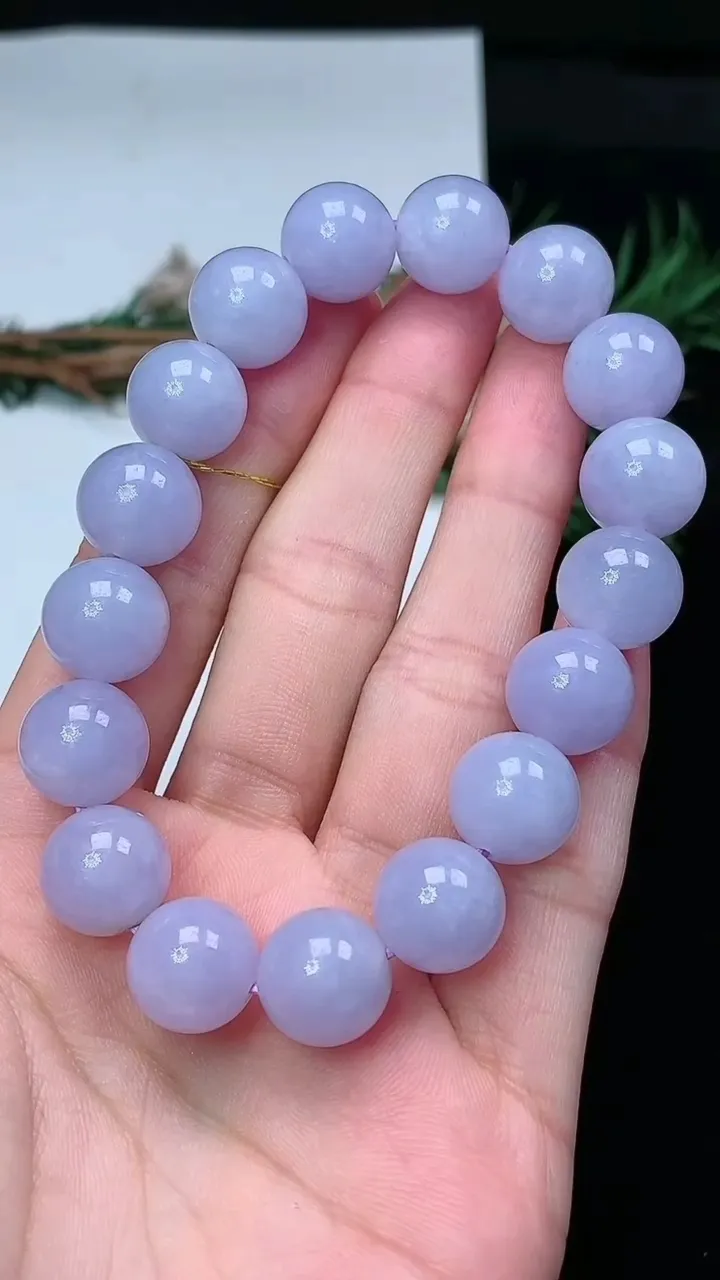 天然A货翡翠紫罗兰圆珠手串，尺寸11.9-17颗，重量:50.25g2月2日
工厂直销收藏佳品,种好